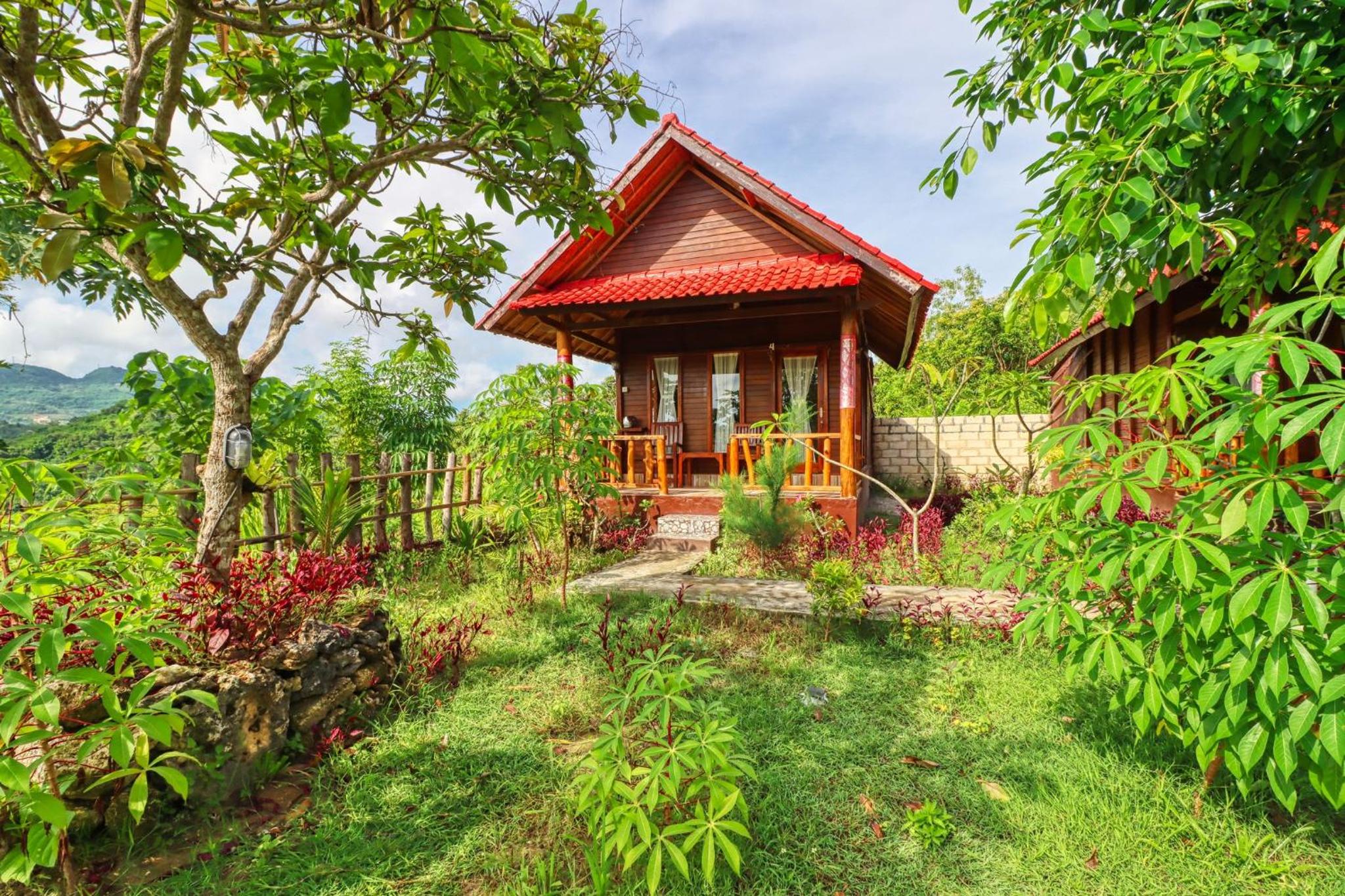 Ayu Hill Bungalows