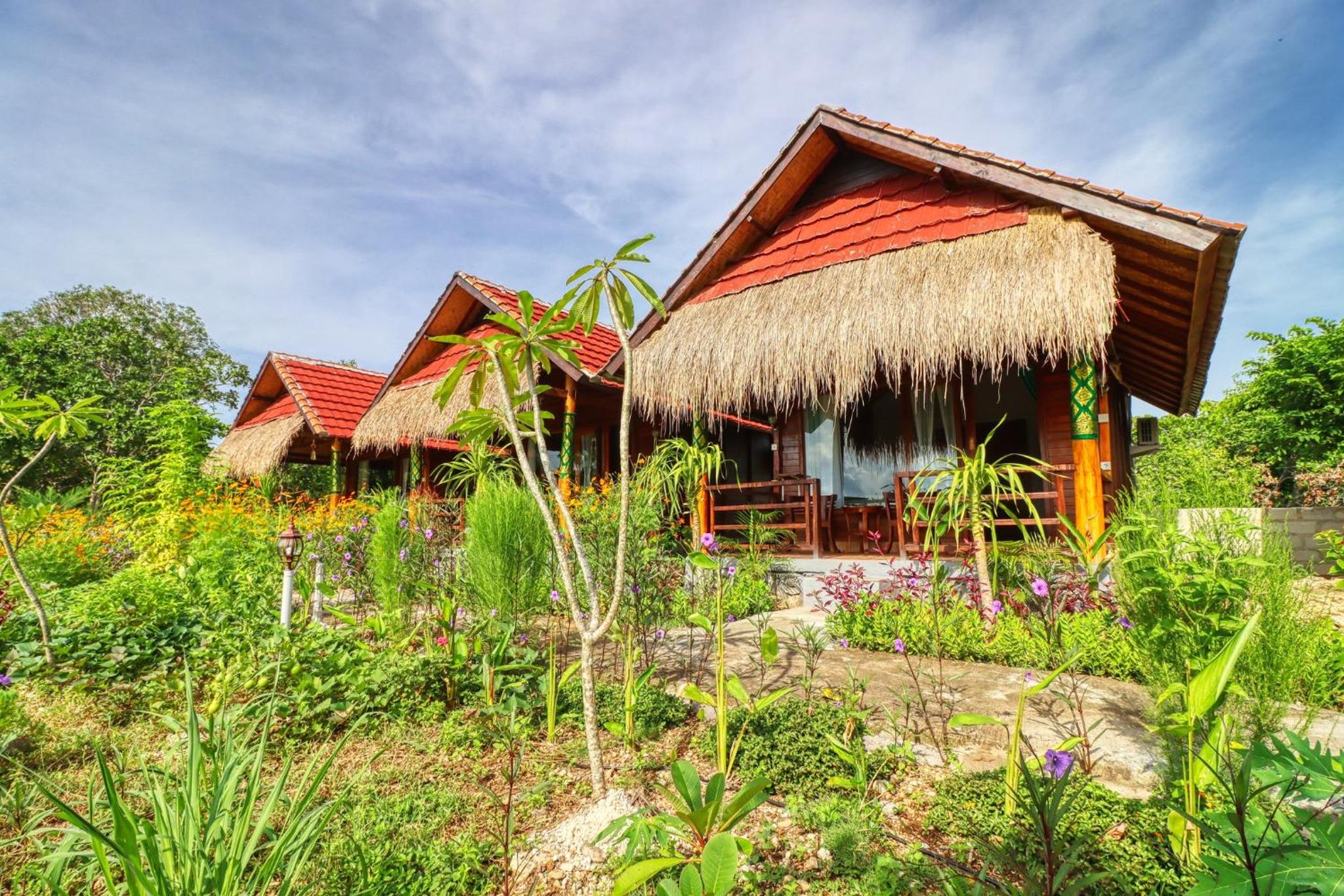 Ayu Hill Bungalows