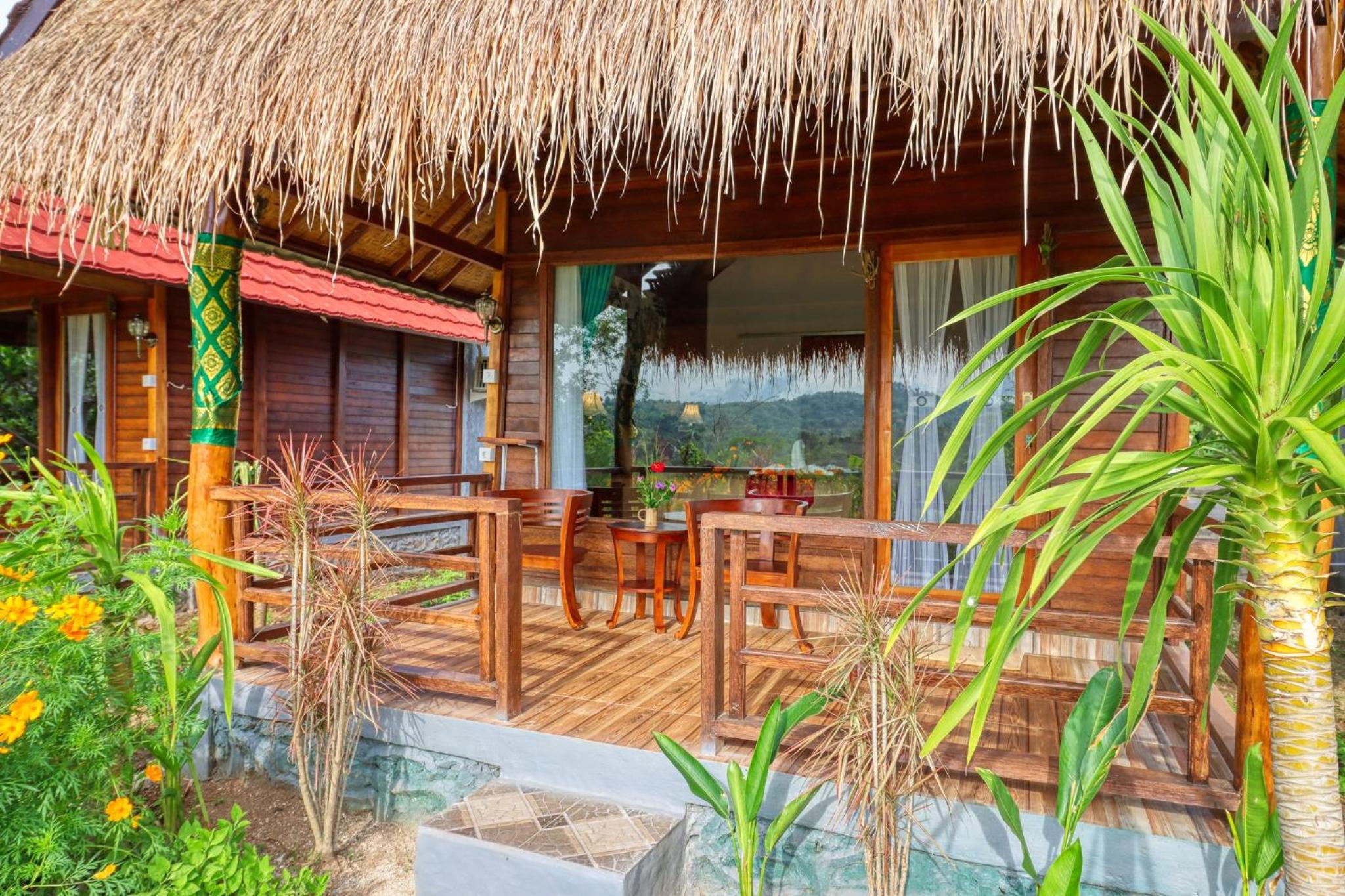 Ayu Hill Bungalows