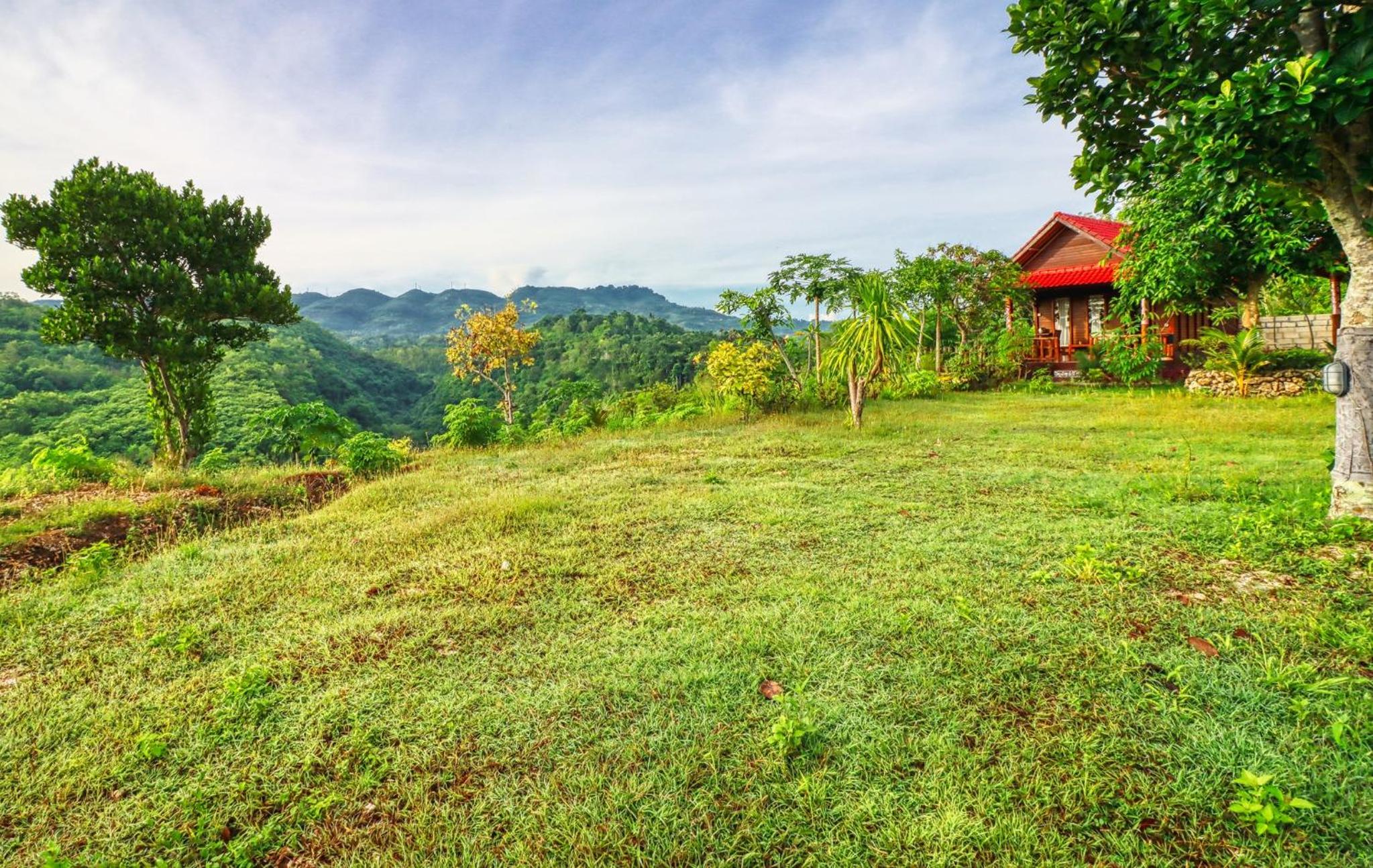 Ayu Hill Bungalows