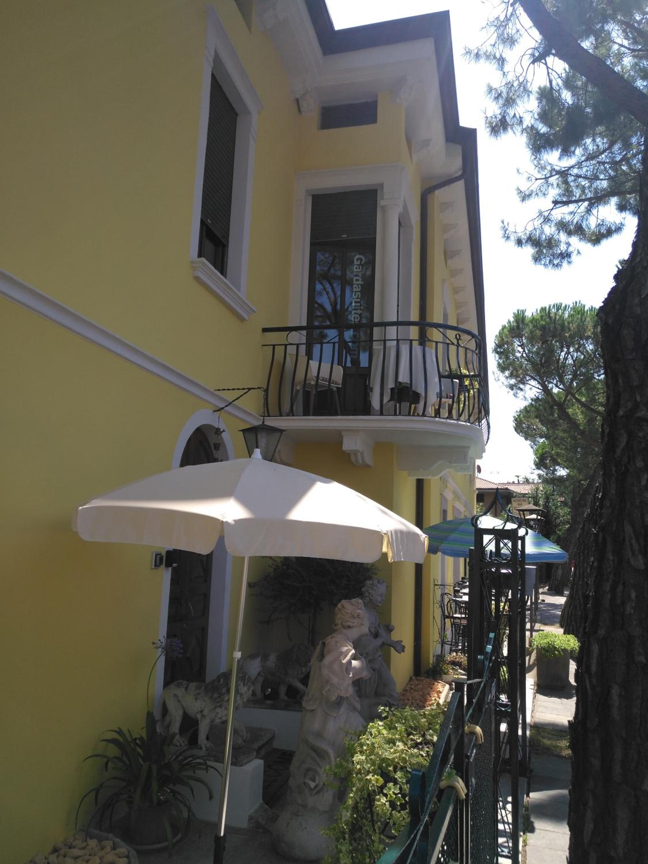 Boutique Casa Giulietta Desenzano view 3