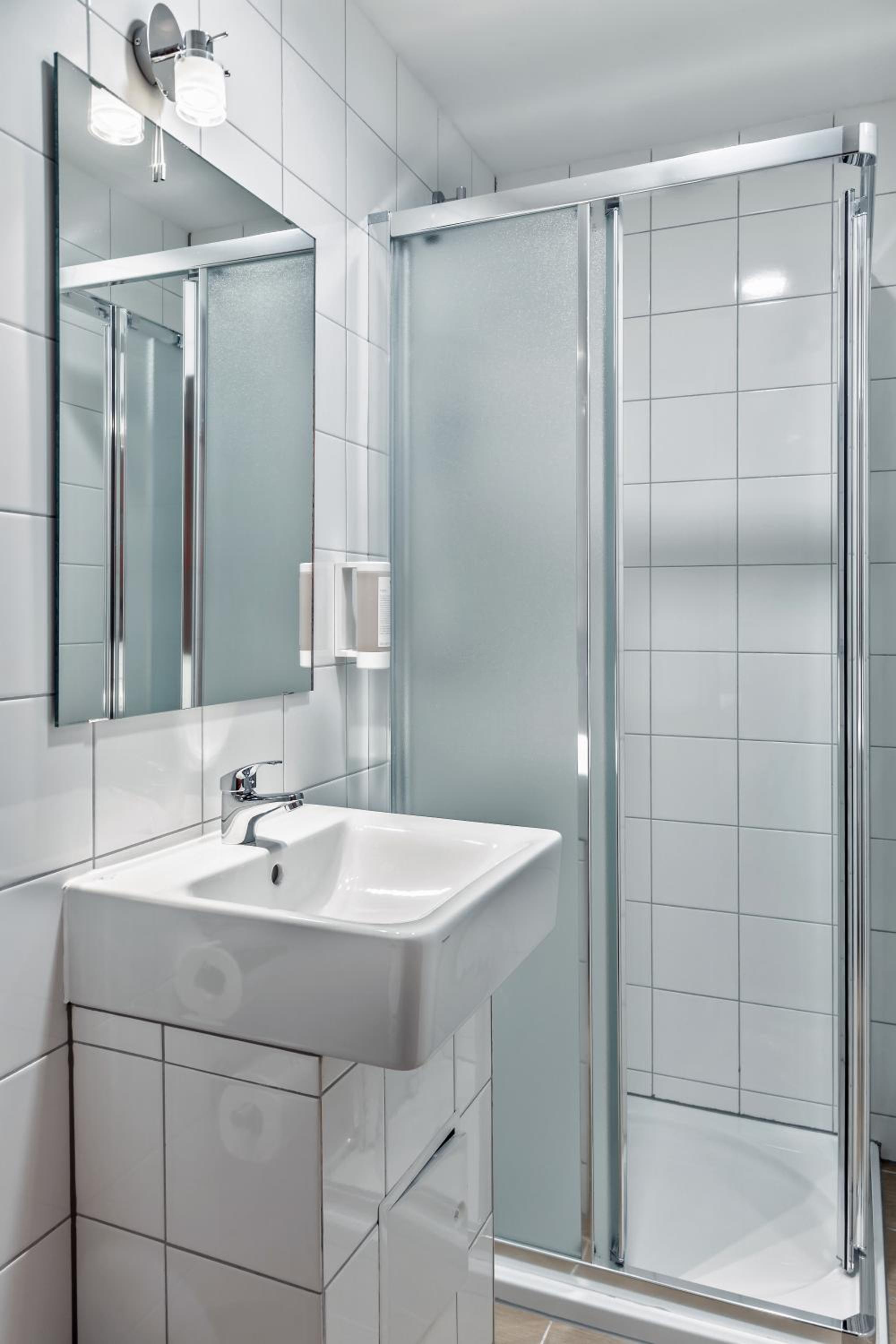 Augustus Hotel Bernkastel - Comfortable Budget Hotel