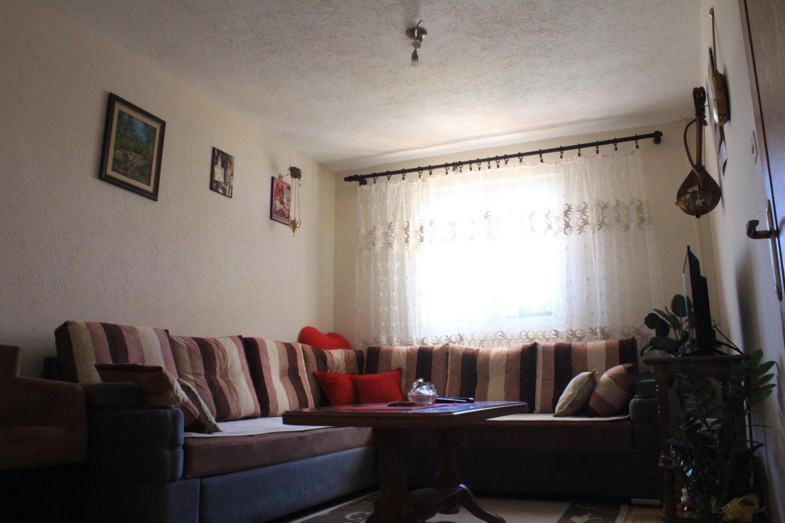 Photo 33