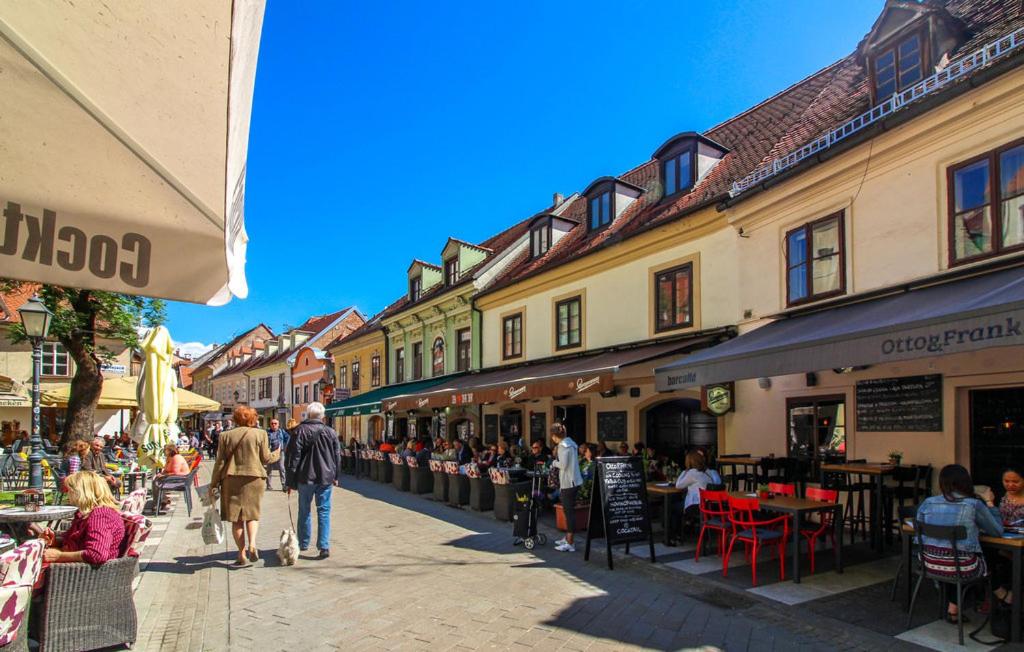 Crab's Creek Zagreb view 2
