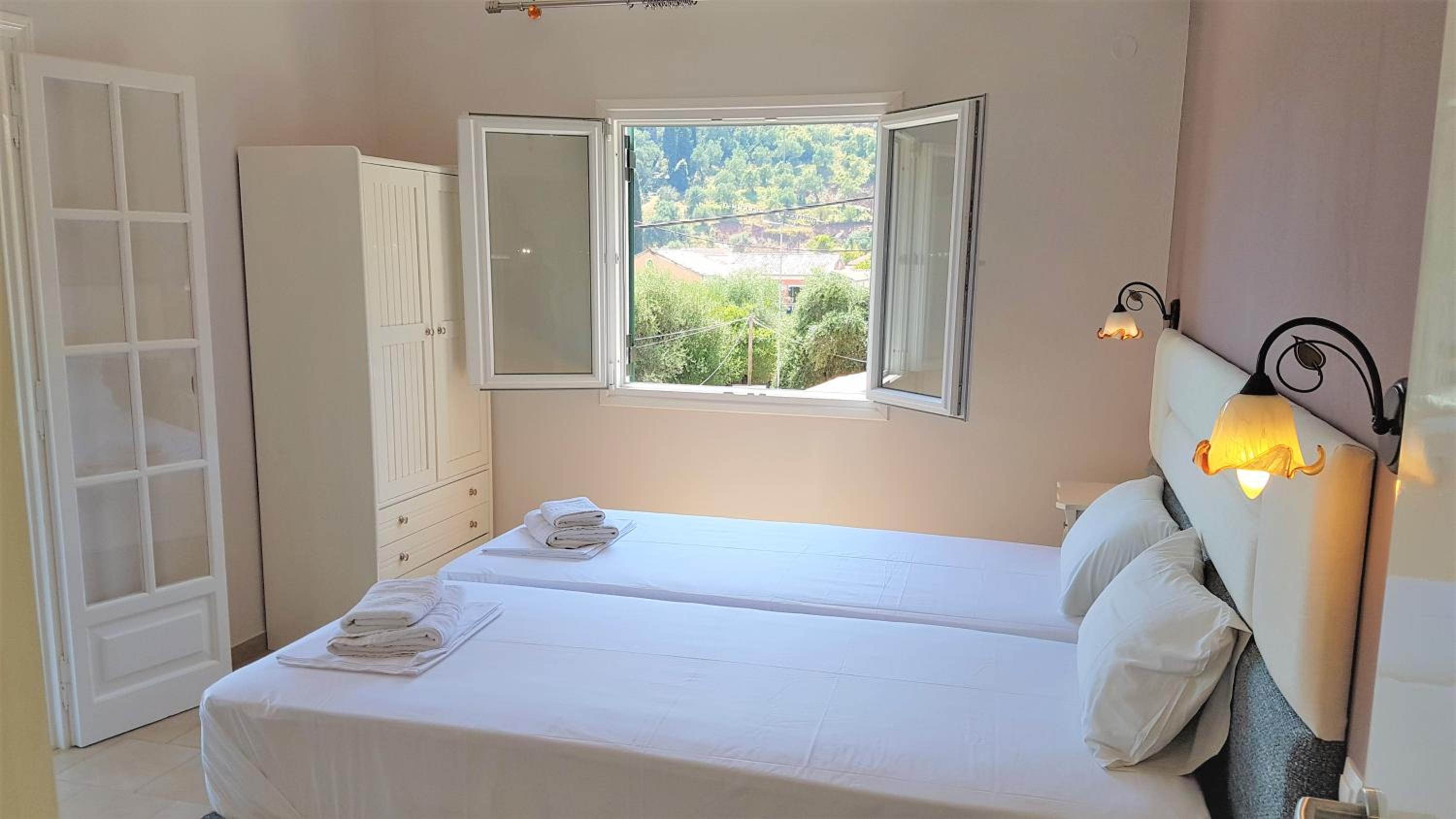 Dimitris Residence 2 Kalami bay