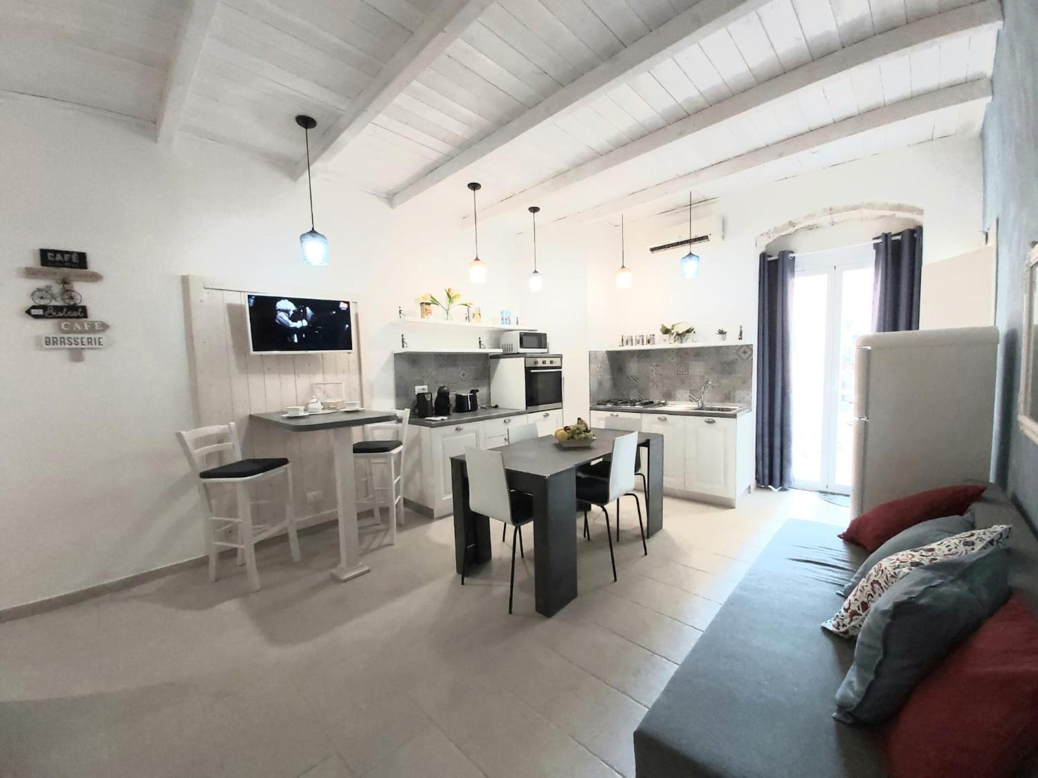 Amononna en Ragusa — kitchen