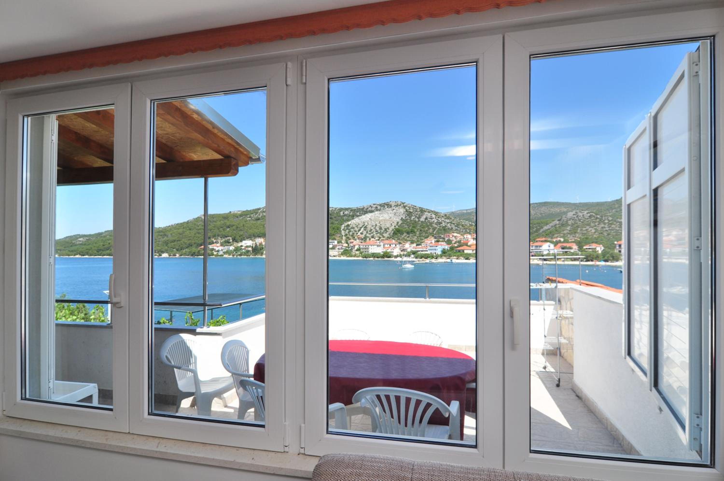 Apartment on the beach, Zoranka view 5