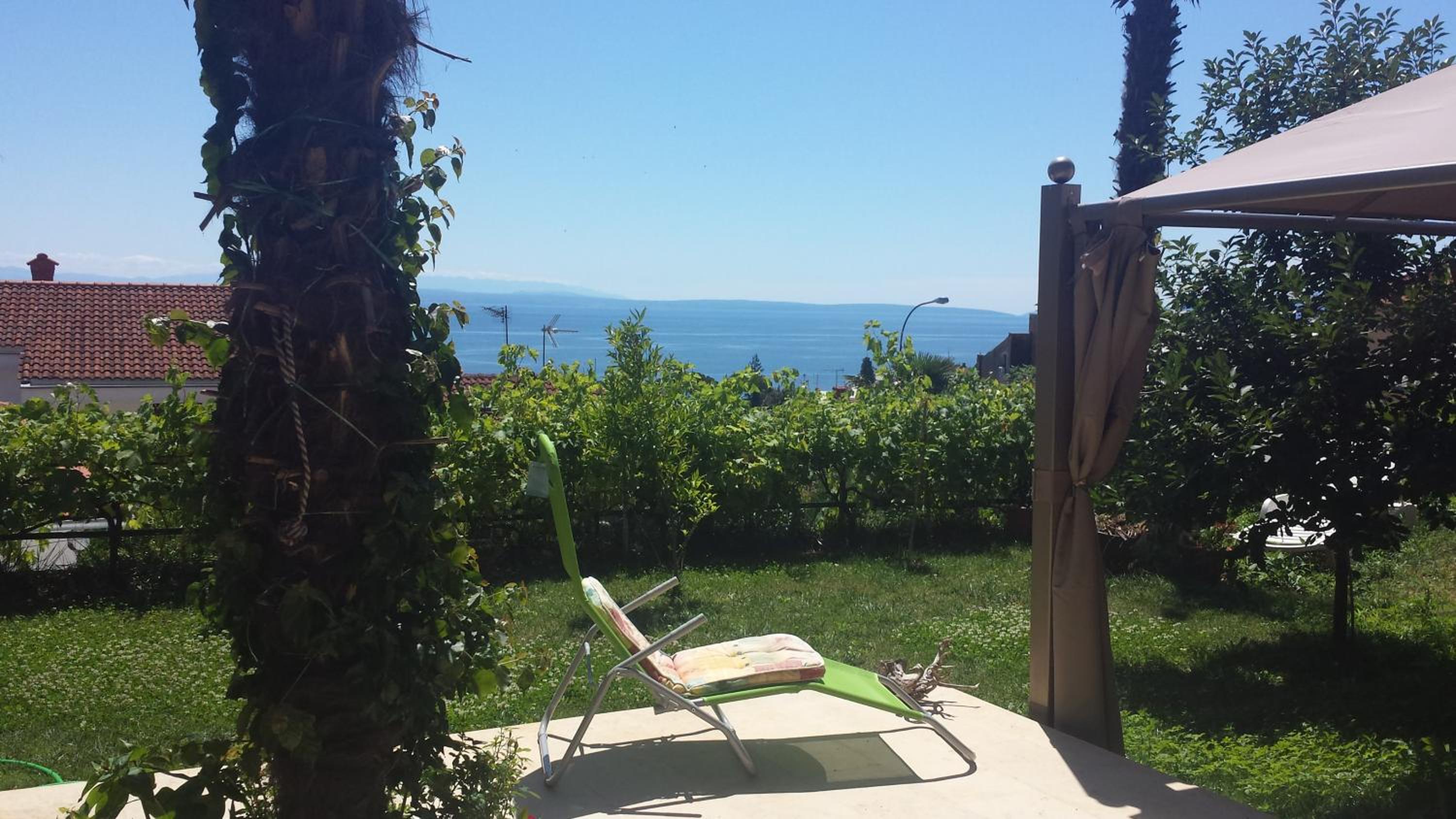 Beautiful View Apt 2 view 3