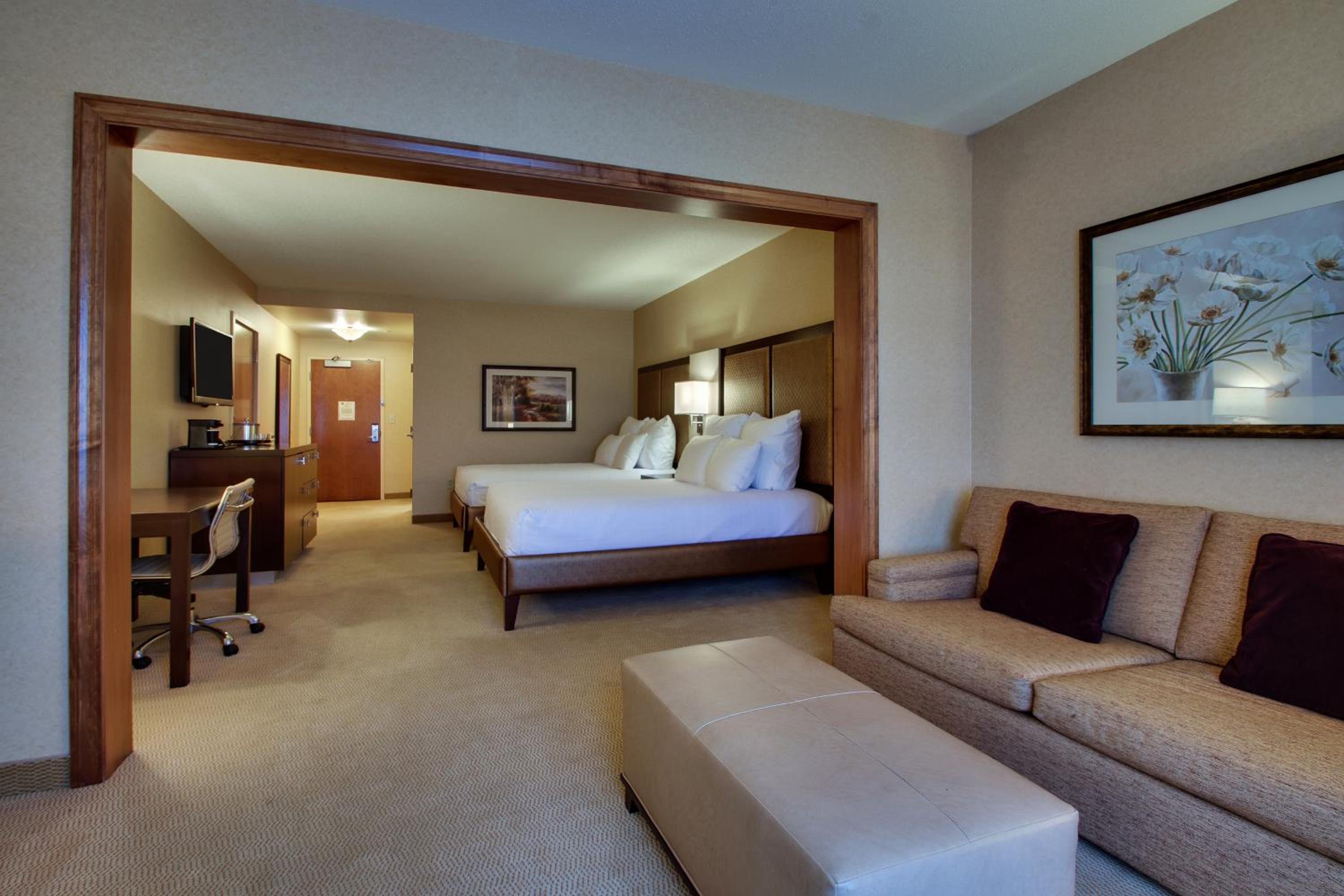 The Inn at Charles Town / Hollywood Casino - Property Image 5