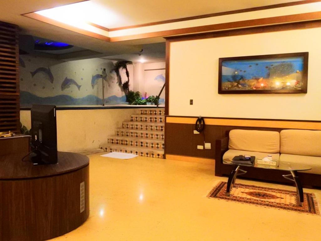 Swan Lake Motel