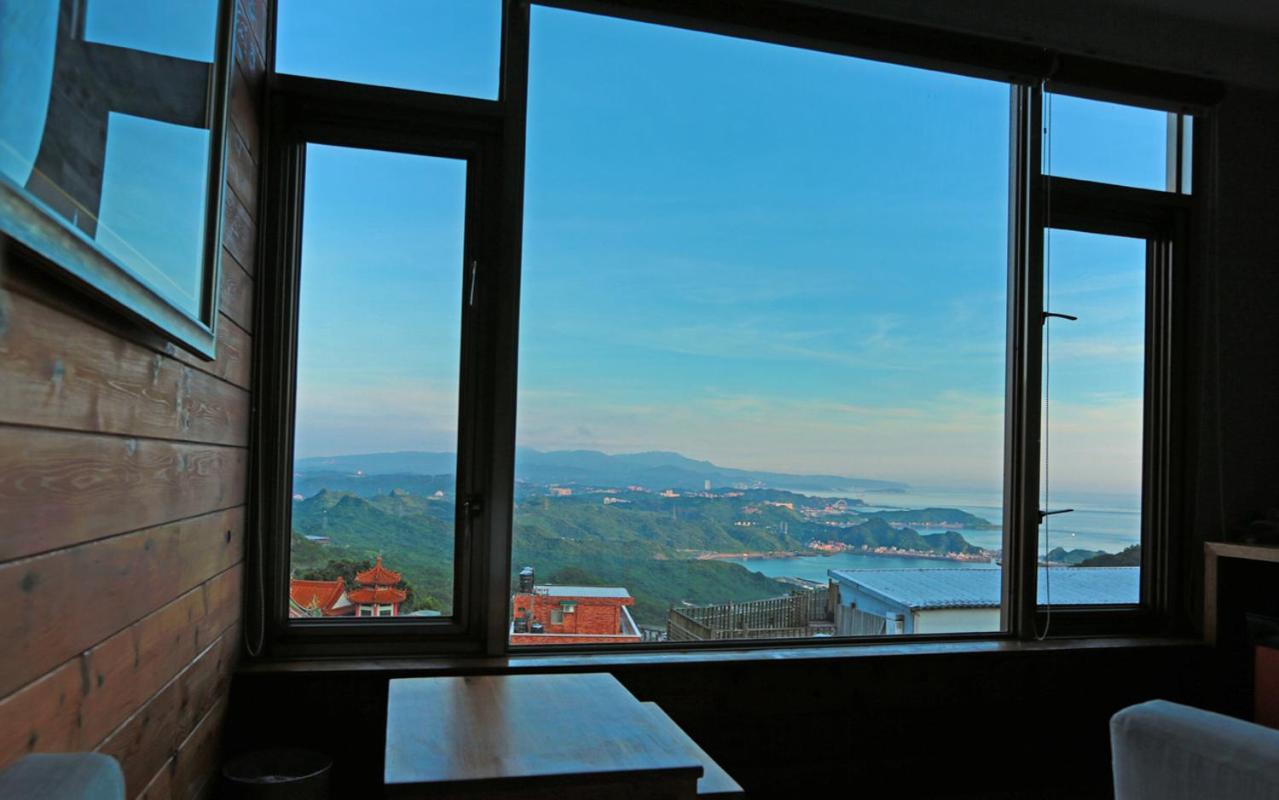 Jiufen HappyLand B&B