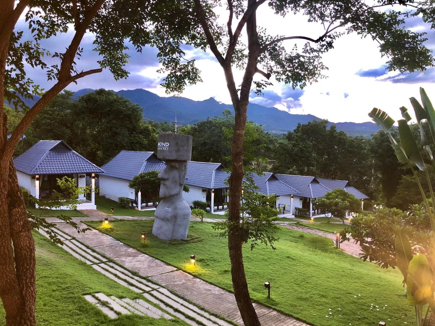 Diamond Village Pai