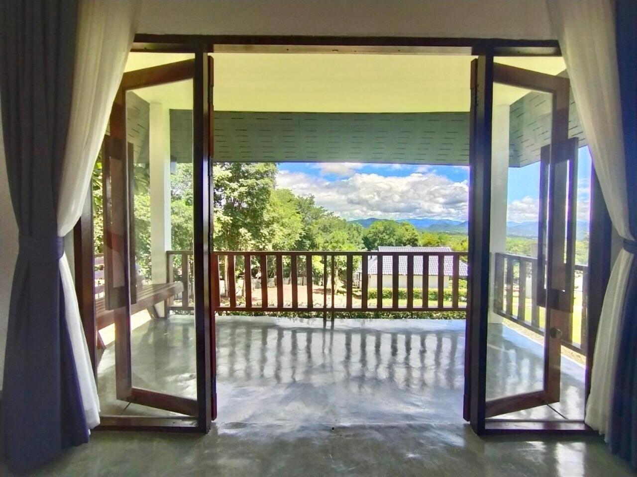 Diamond Village Pai