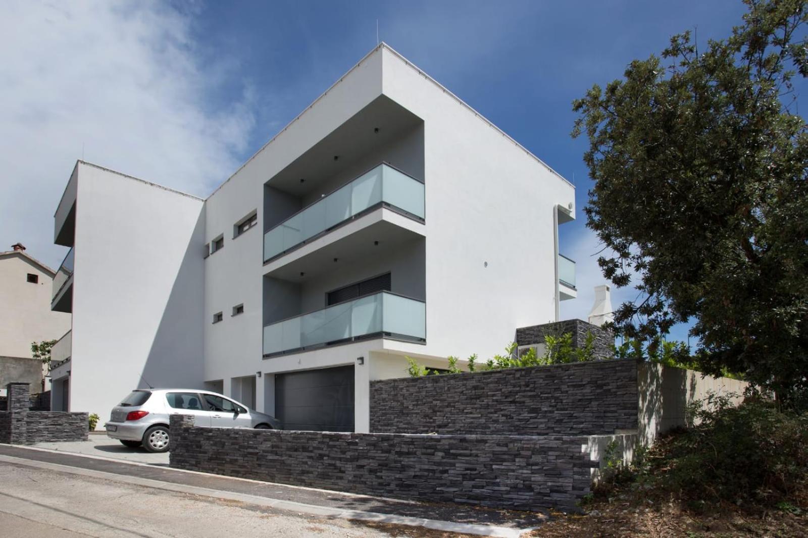 Hotel Villa TeSa - heated swimming pool - Image 1