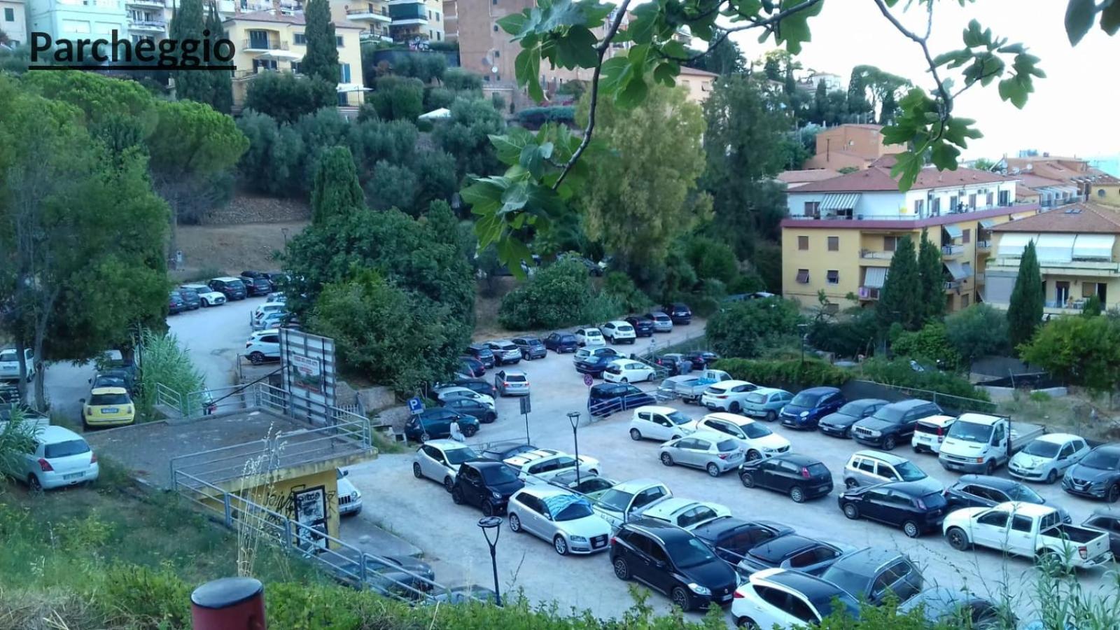 Ampio monolocale con balcone fronte mare view 3