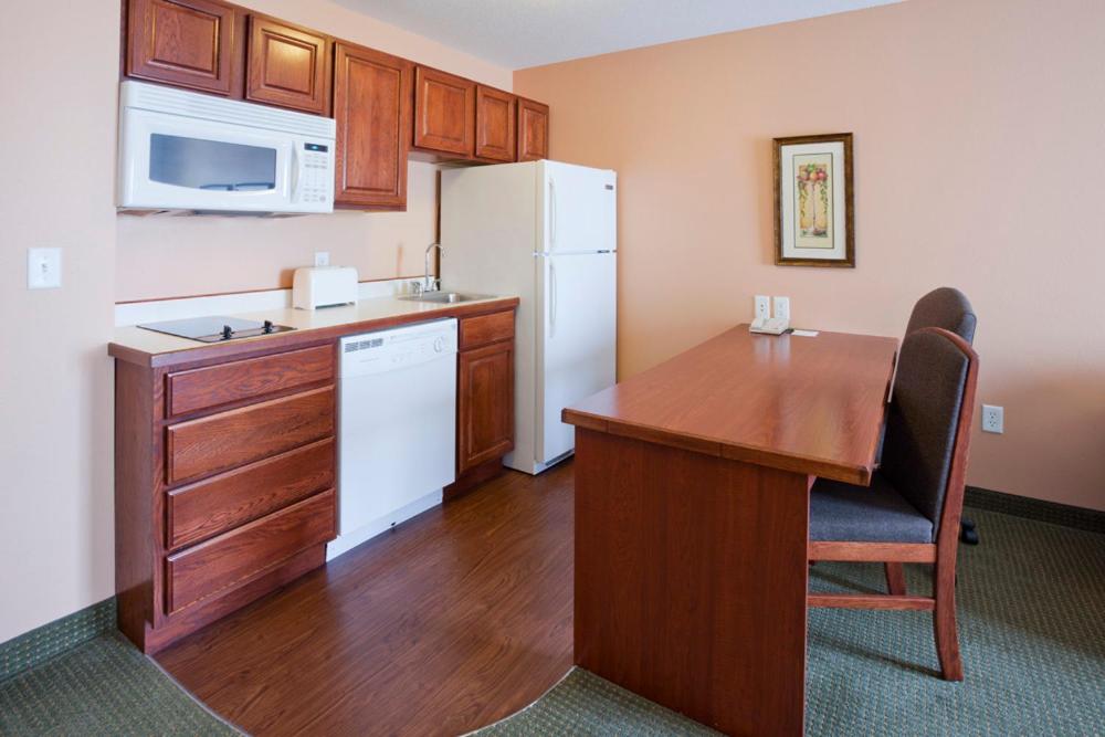 Sheboygan Vacations - GrandStay Hotel  Suites Downtown Sheboygan - Property Image 2