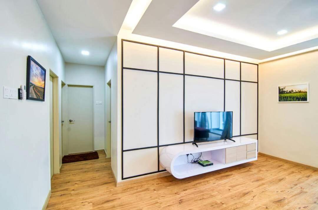 Sekinchan PaddyView Homestay 高楼 看稻田 阳台民宿