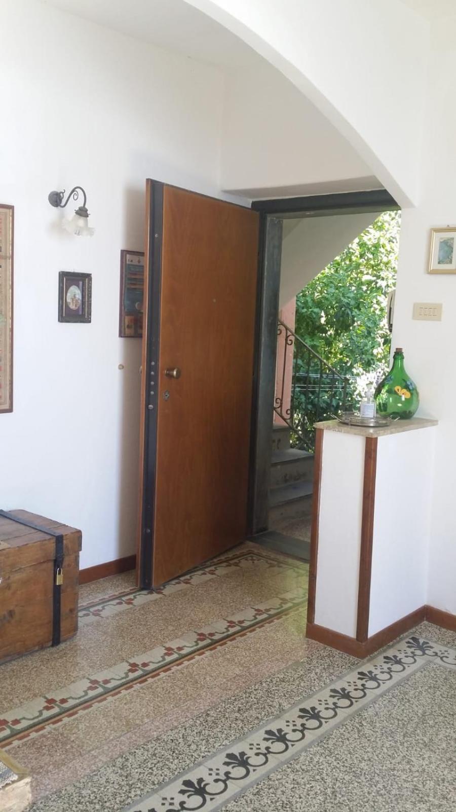 Marina di Corniglia Big Flat in 5 TERRE view 5