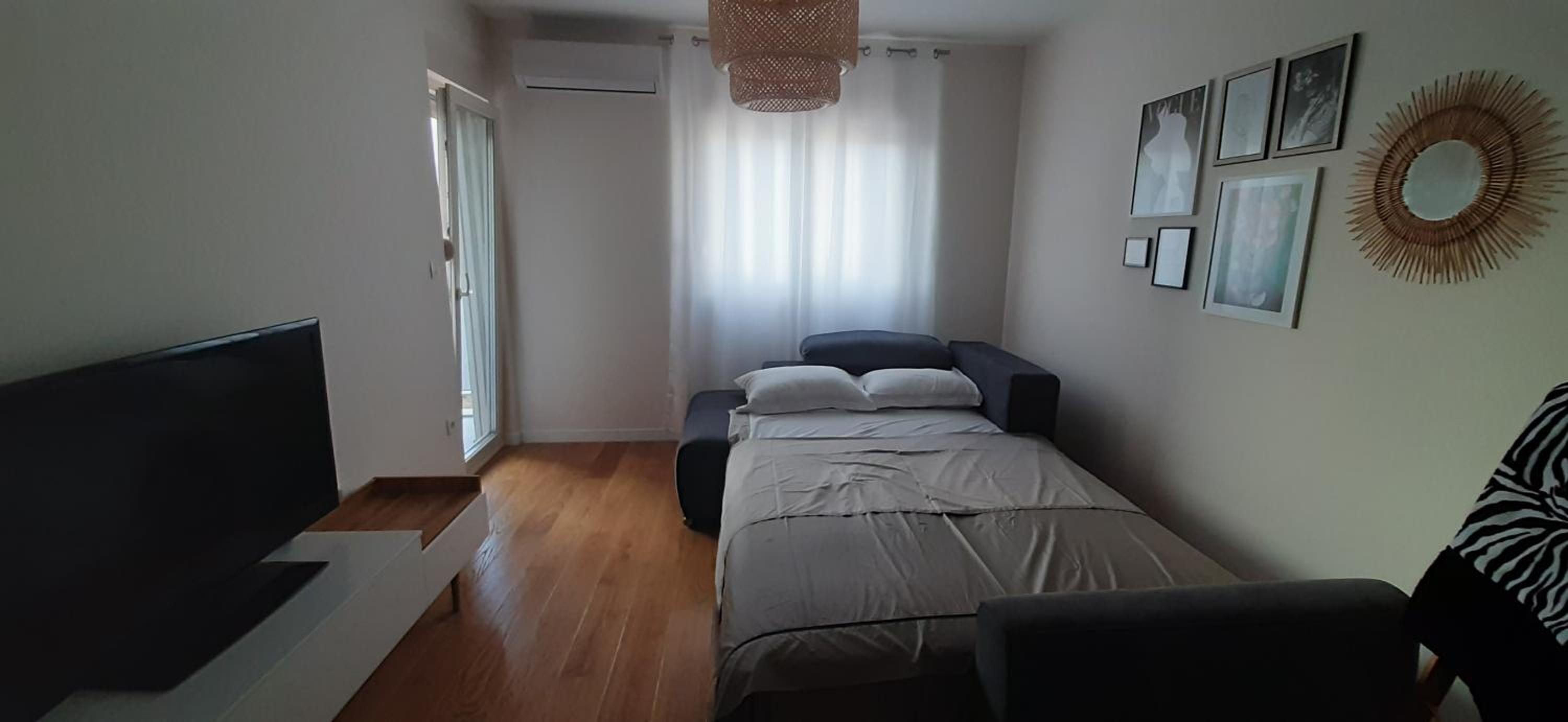 Photo 24