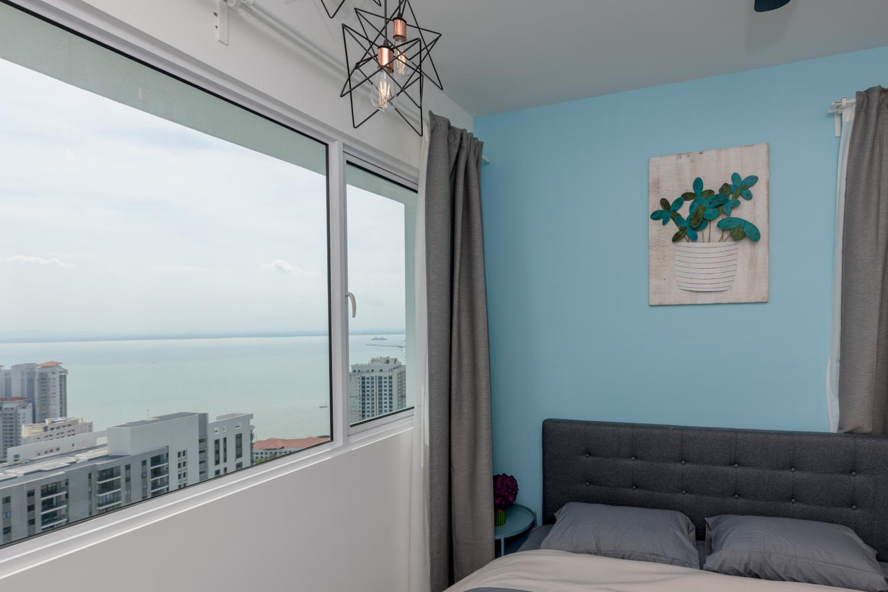 Seaview Holiday Home, by Sanguine photo 8
