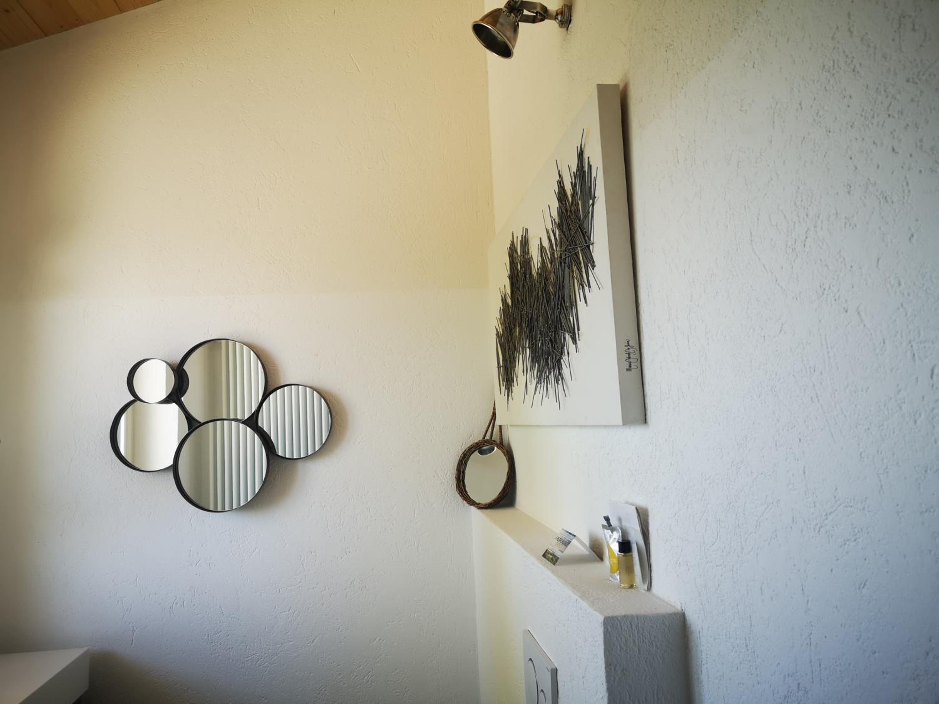 Photo 42