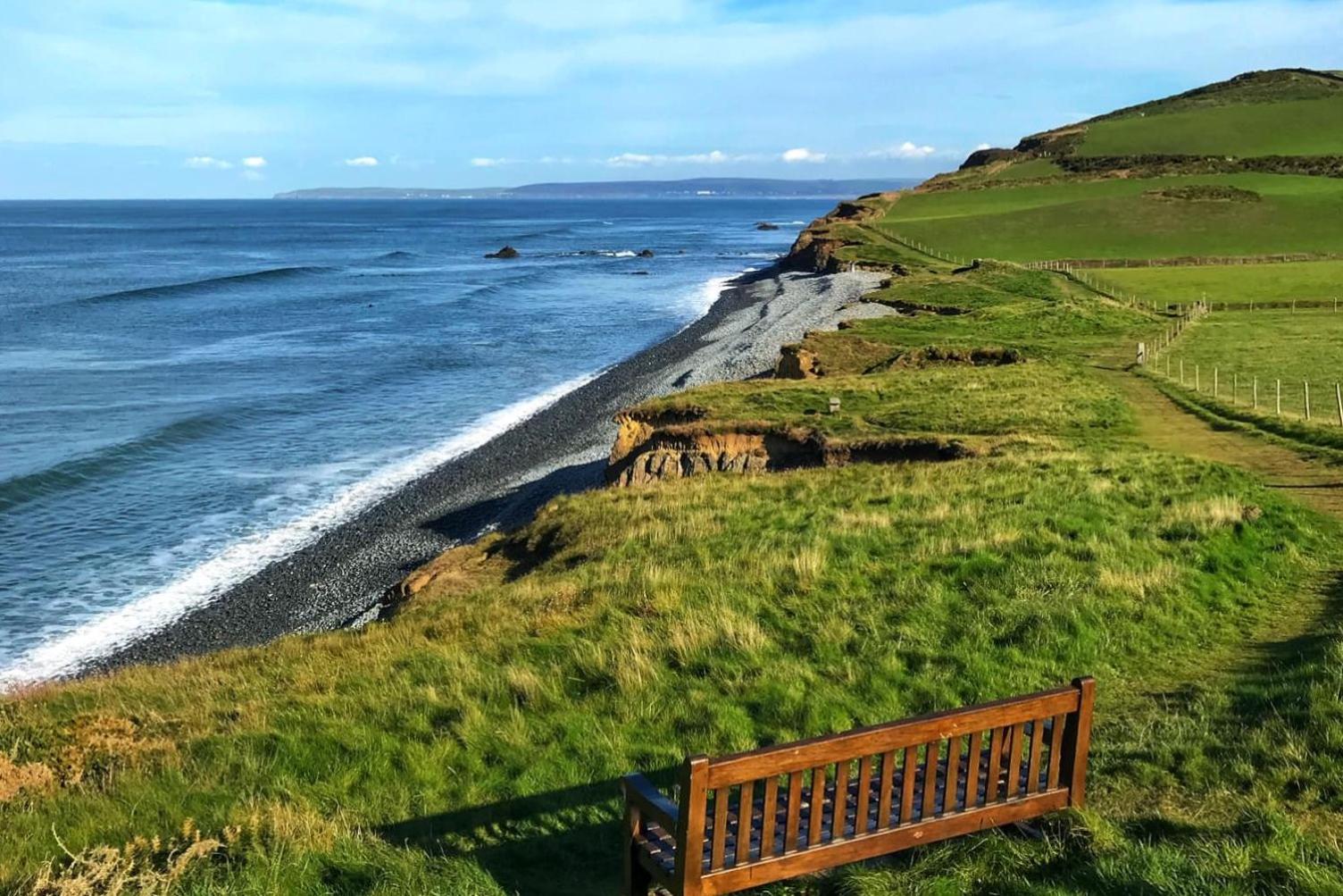Footsteps to the beach, Seaviews & Beautiful Sunsets view 5