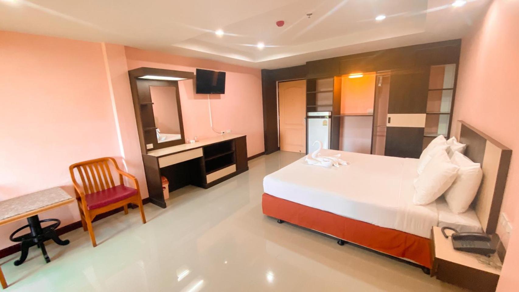 AA Pattaya Ville