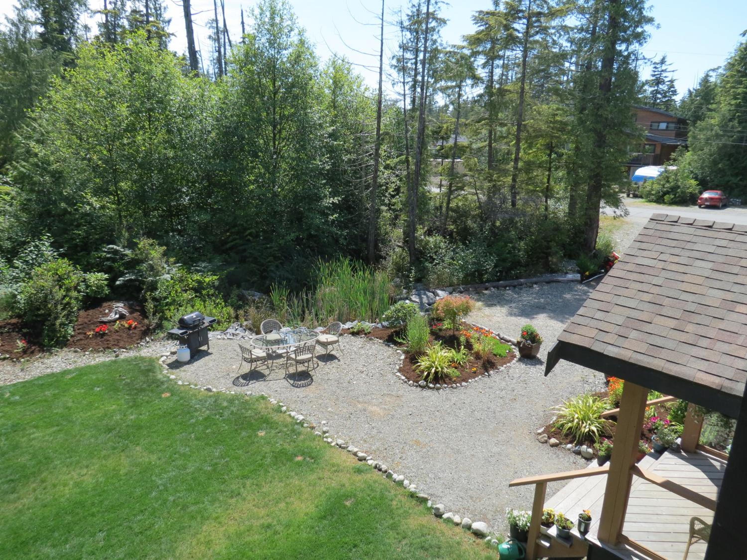 Tofino Vacations - Cobble Wood and Bird Sanctuary Guest Houses - Property Image 51