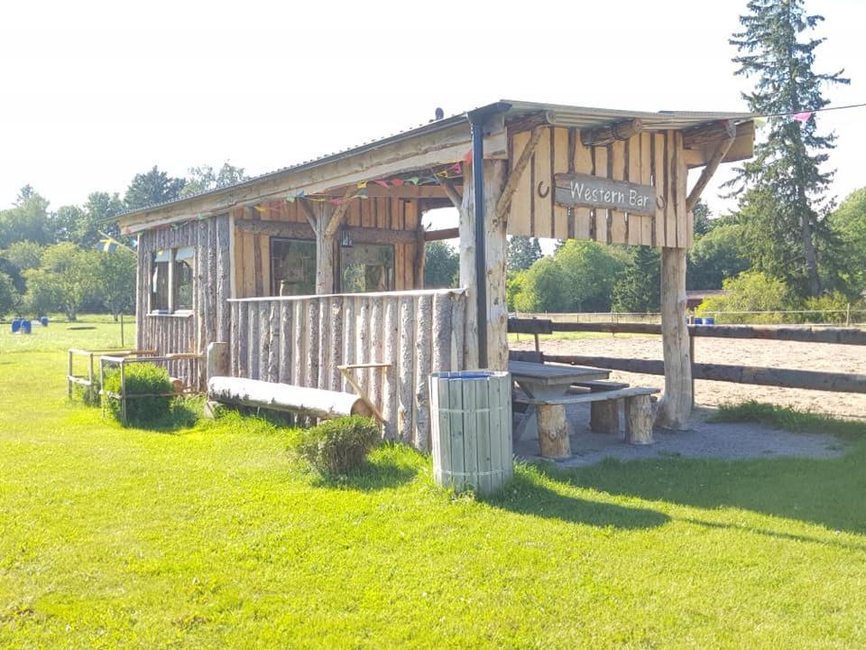 Rialahästgård