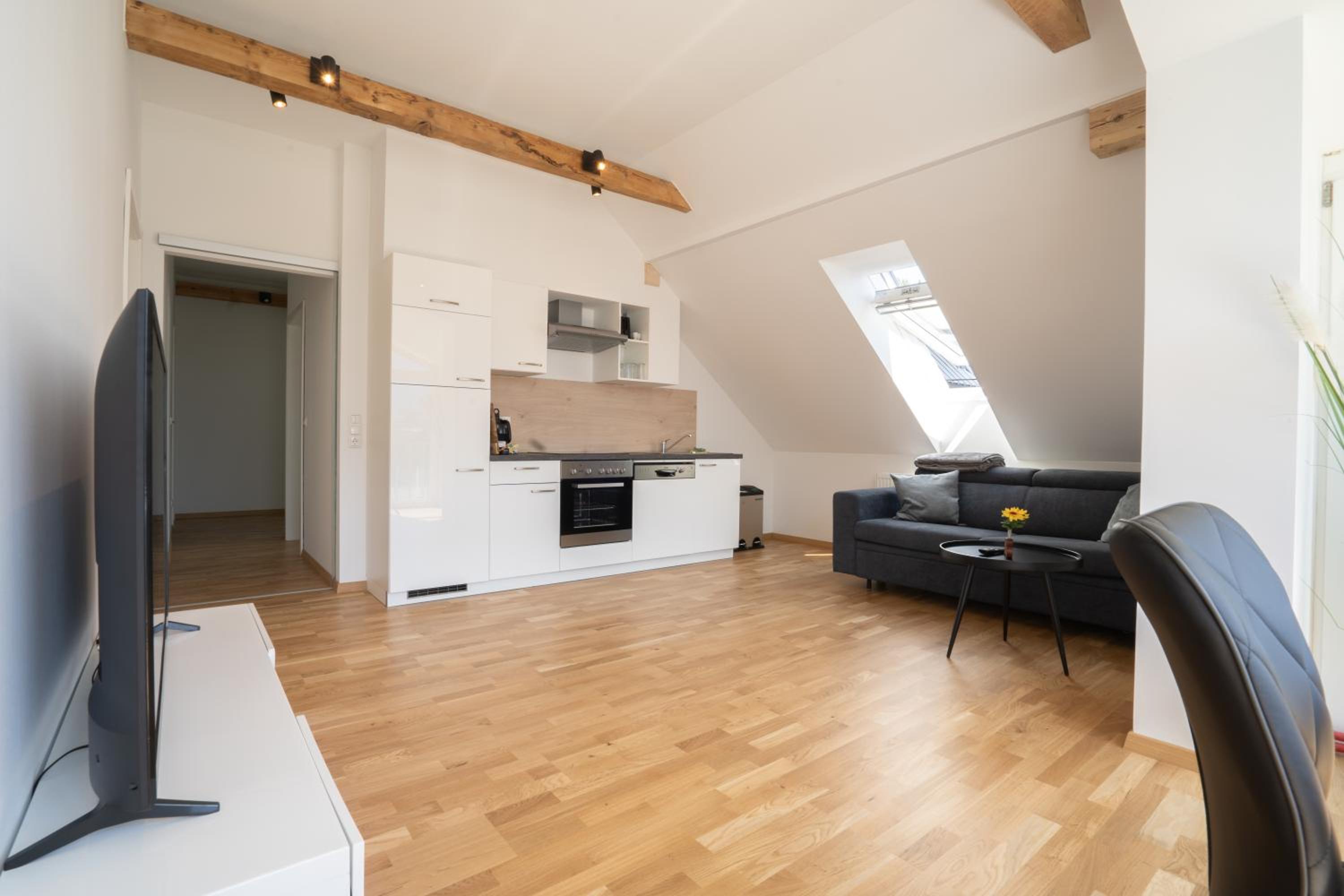 Moderne Ferienwohnung mit Bergblick
