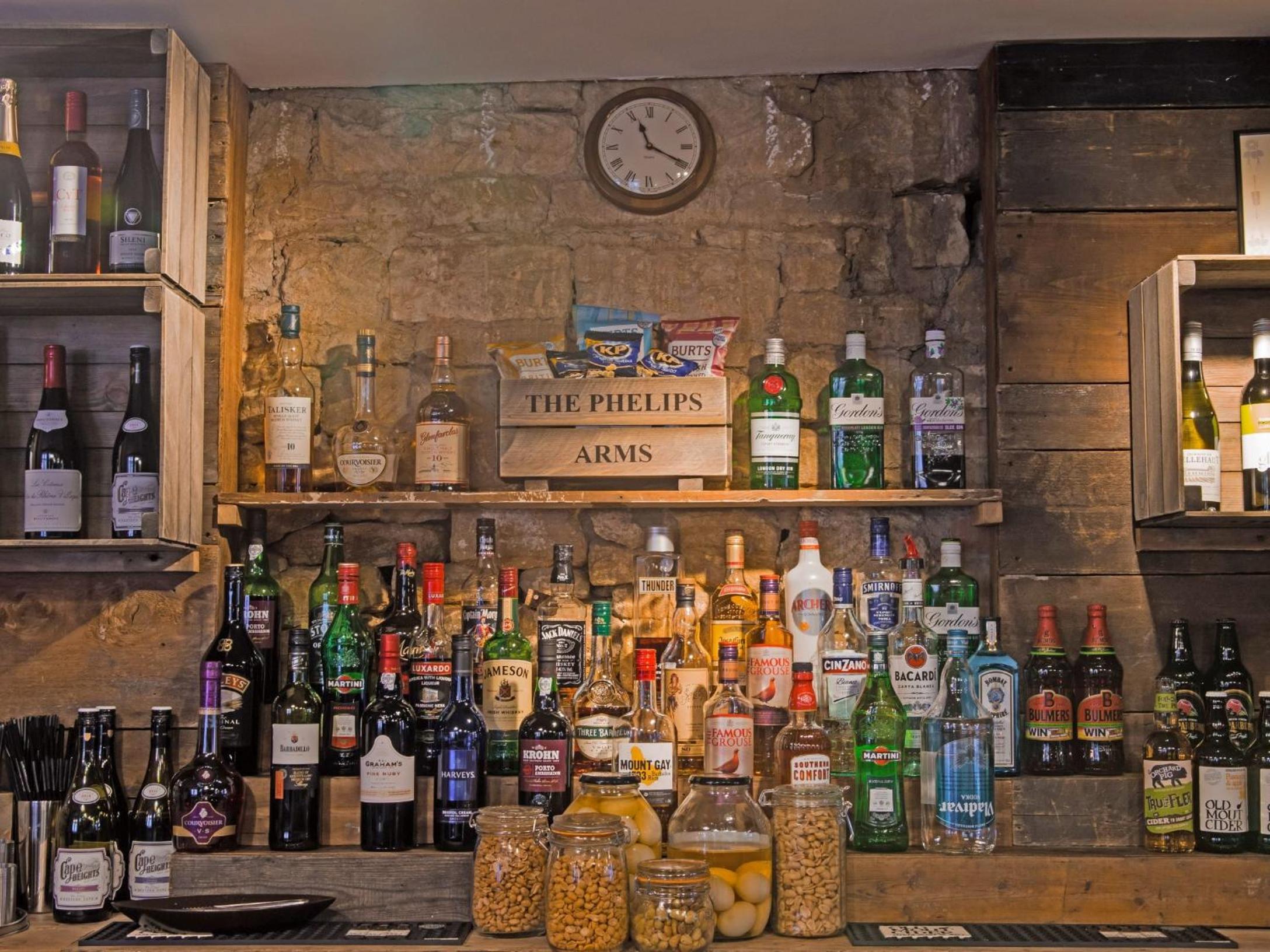Phelips Arms