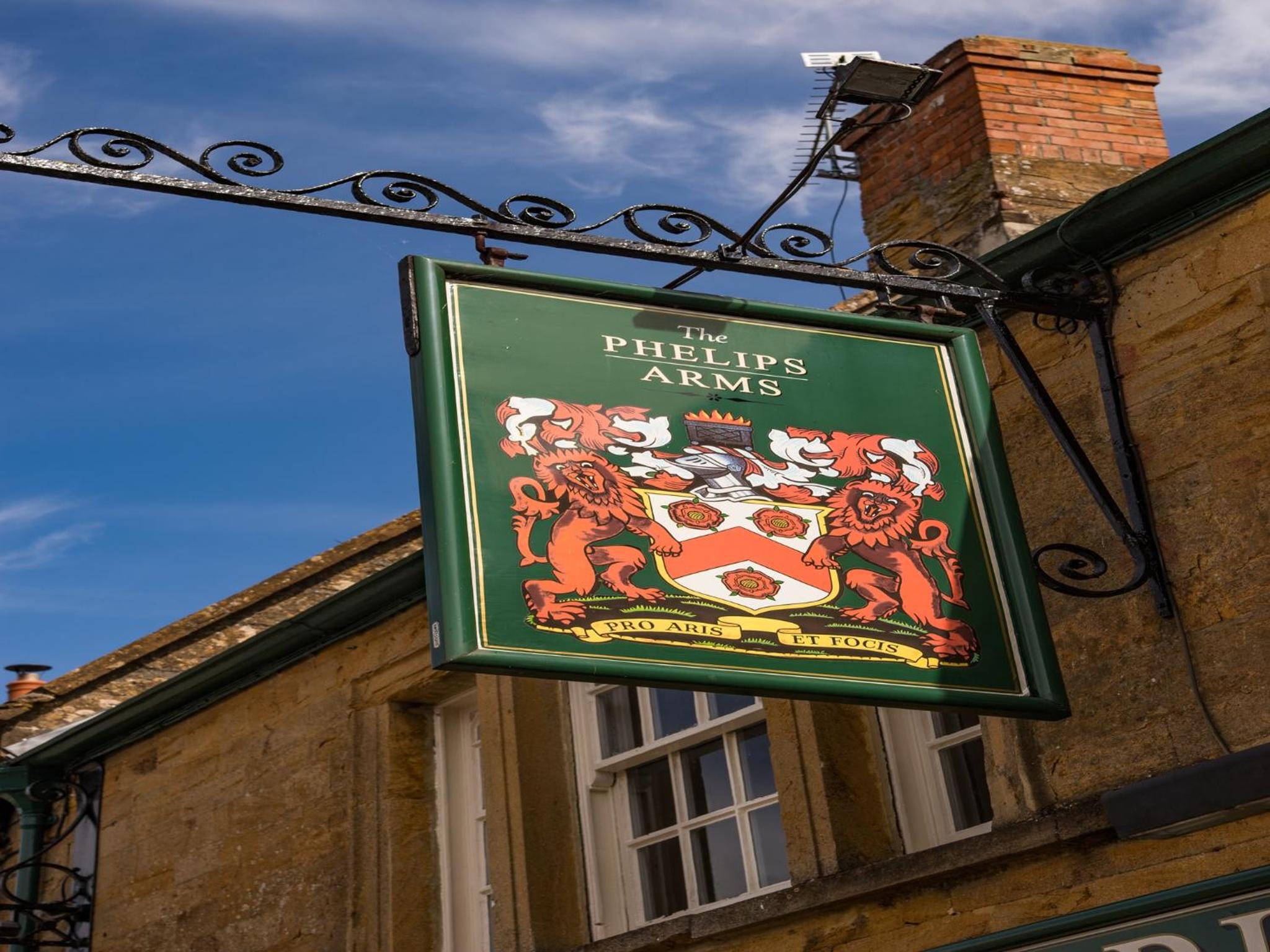 Phelips Arms