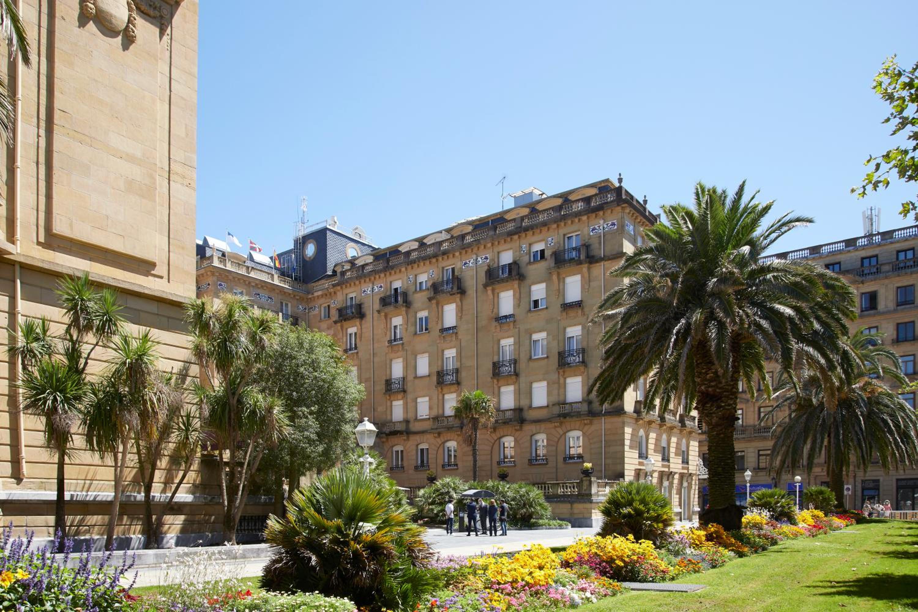 La Belle Suite by FeelFree Rentals