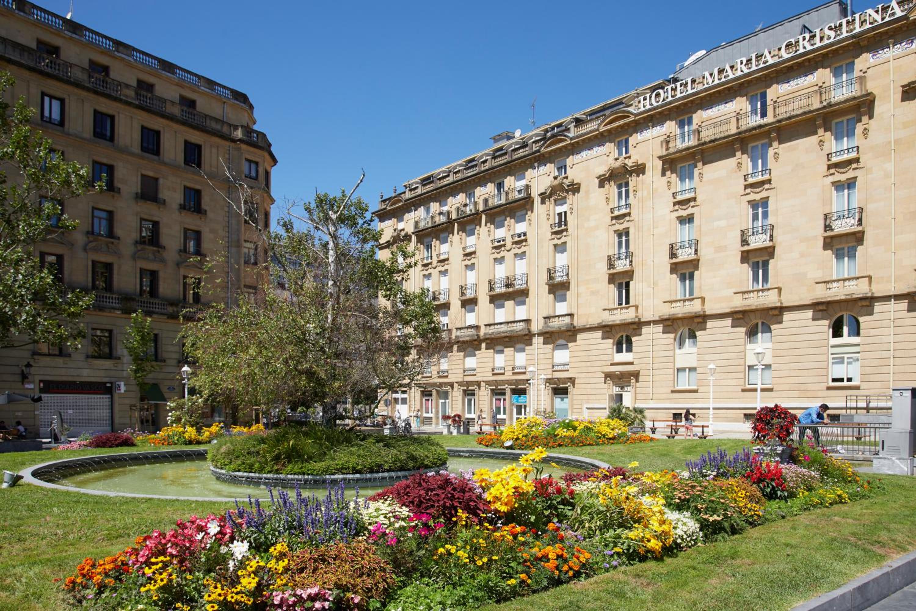 La Belle Suite by FeelFree Rentals