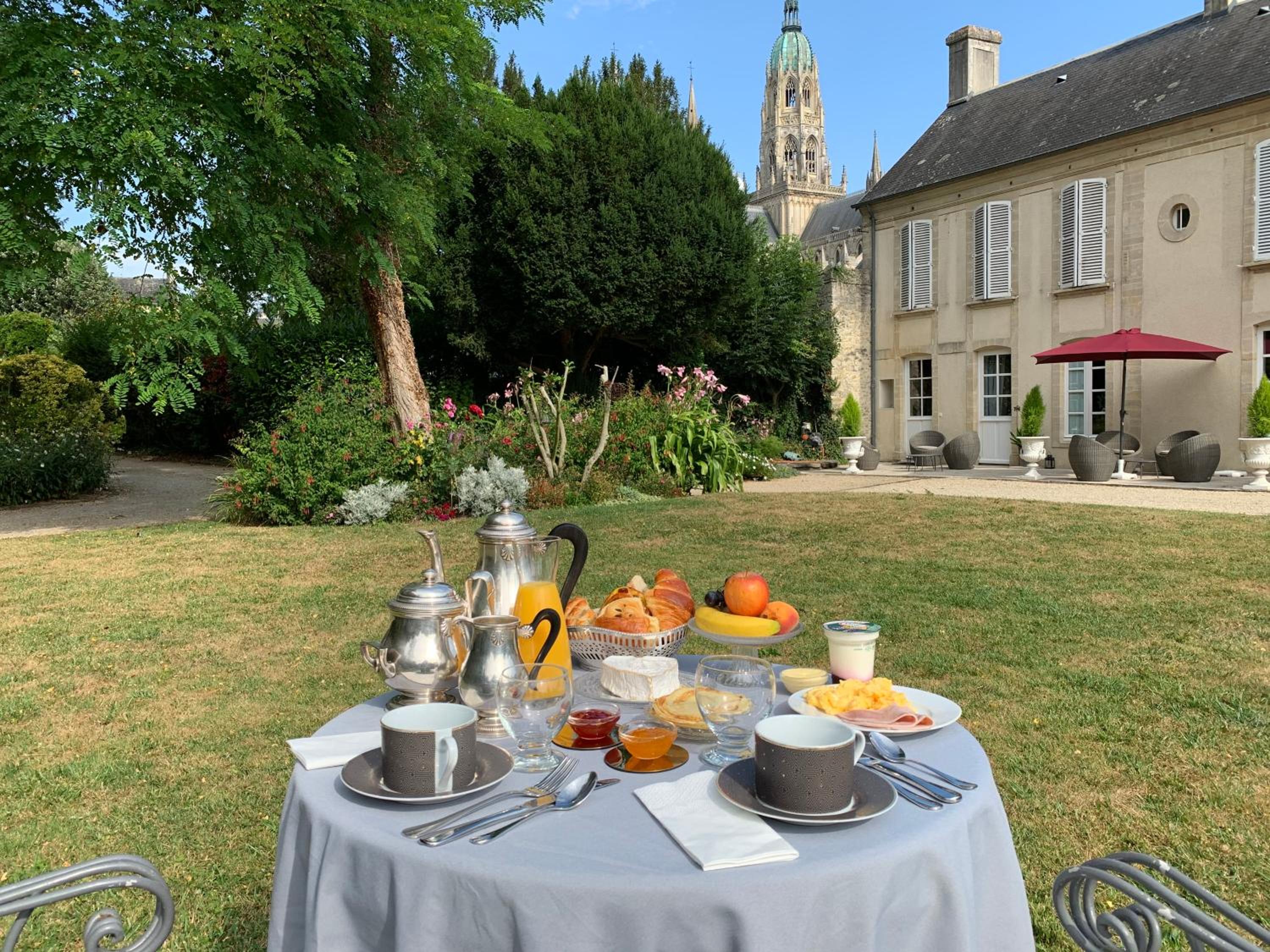 Le Tardif, Noble Guesthouse view 5