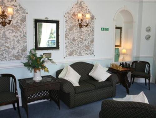 Rosemullion Hotel