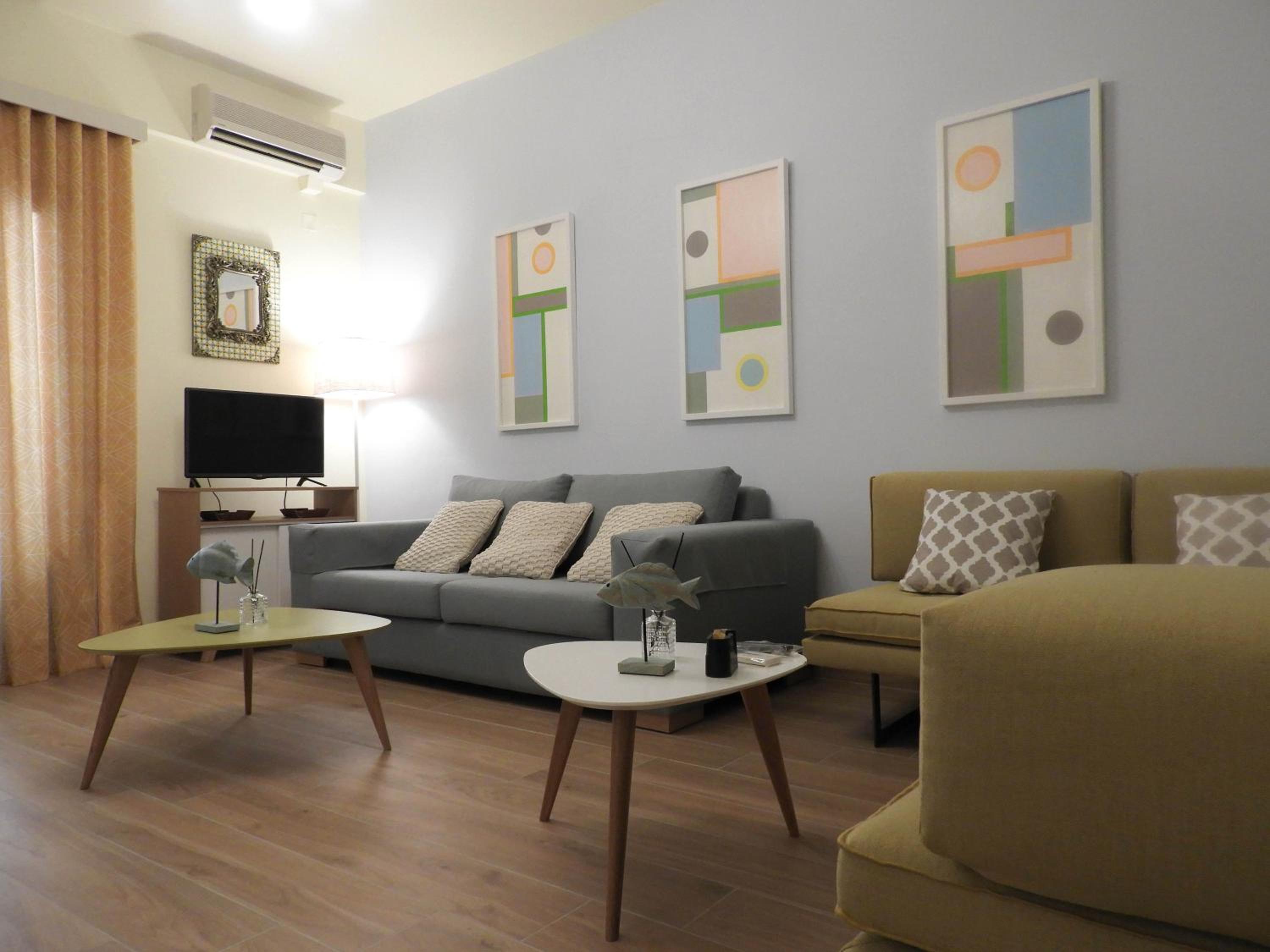 Zorbas Apartments