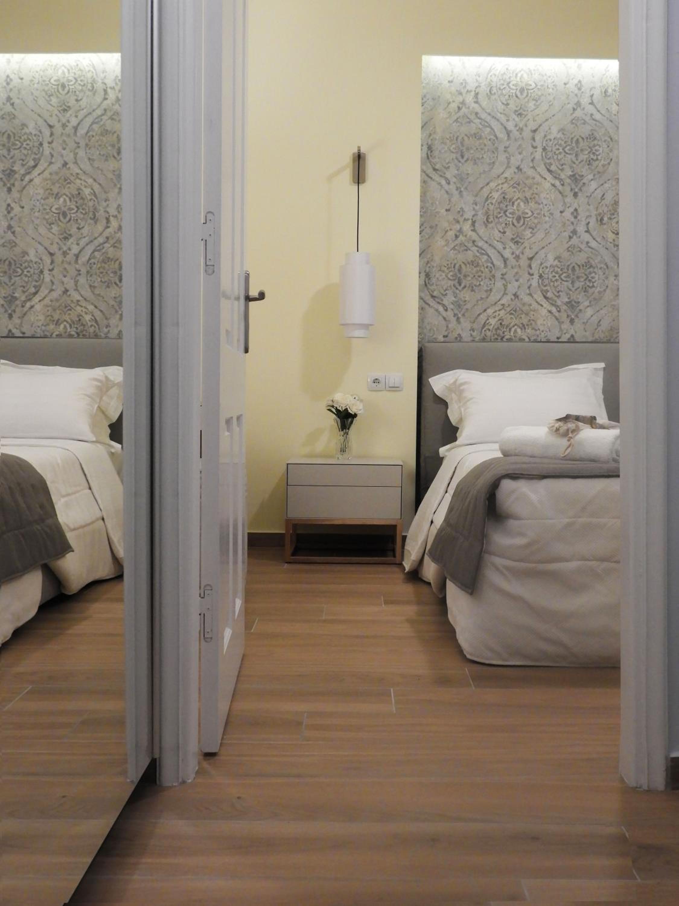 Zorbas Apartments