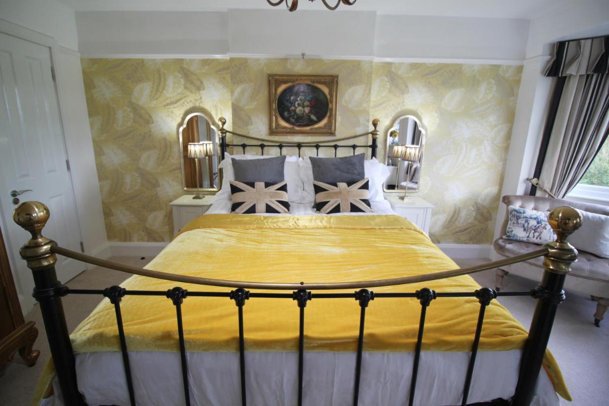 Stay at No. 2, photo 23