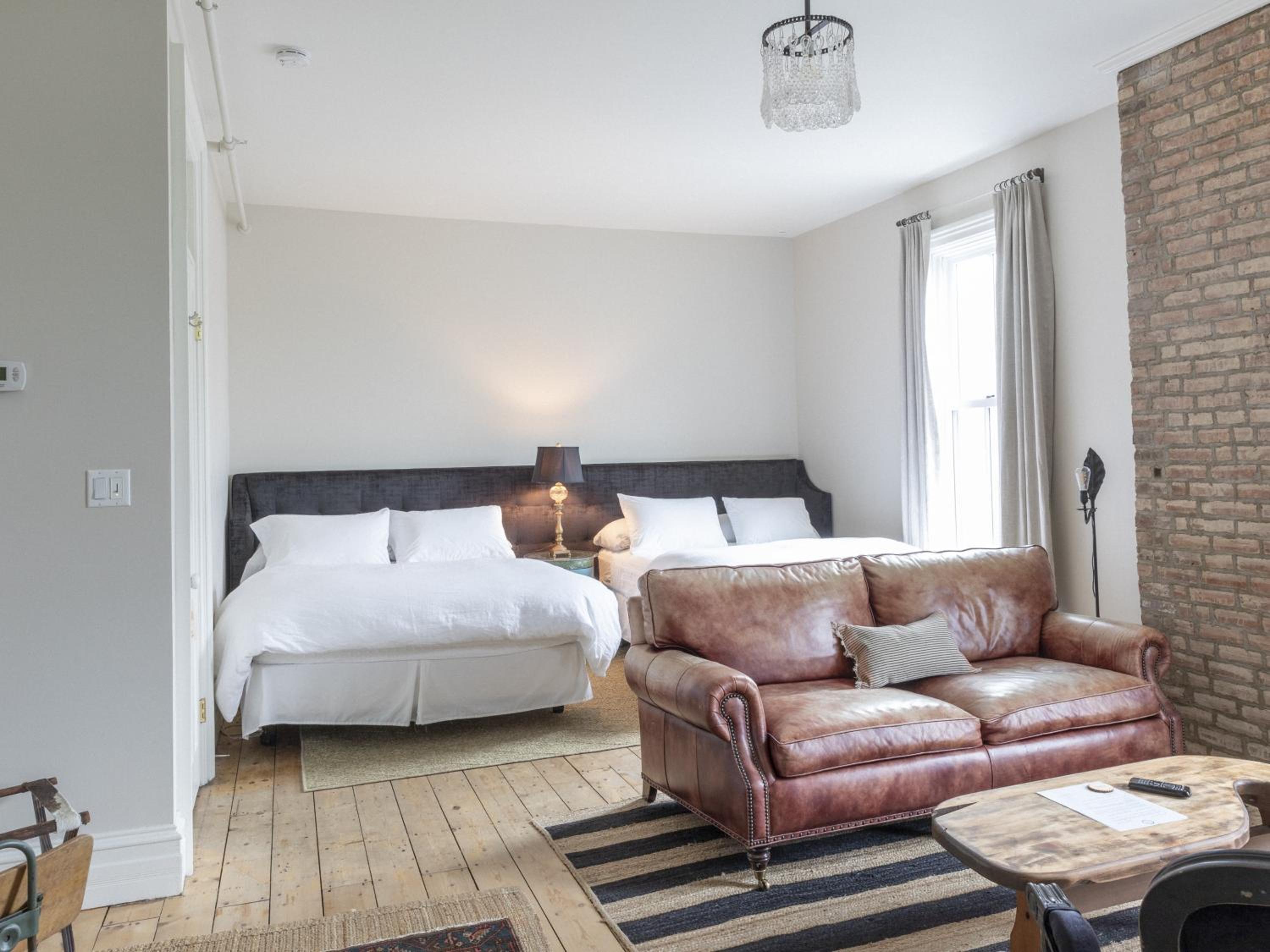 Stewart House Hotel