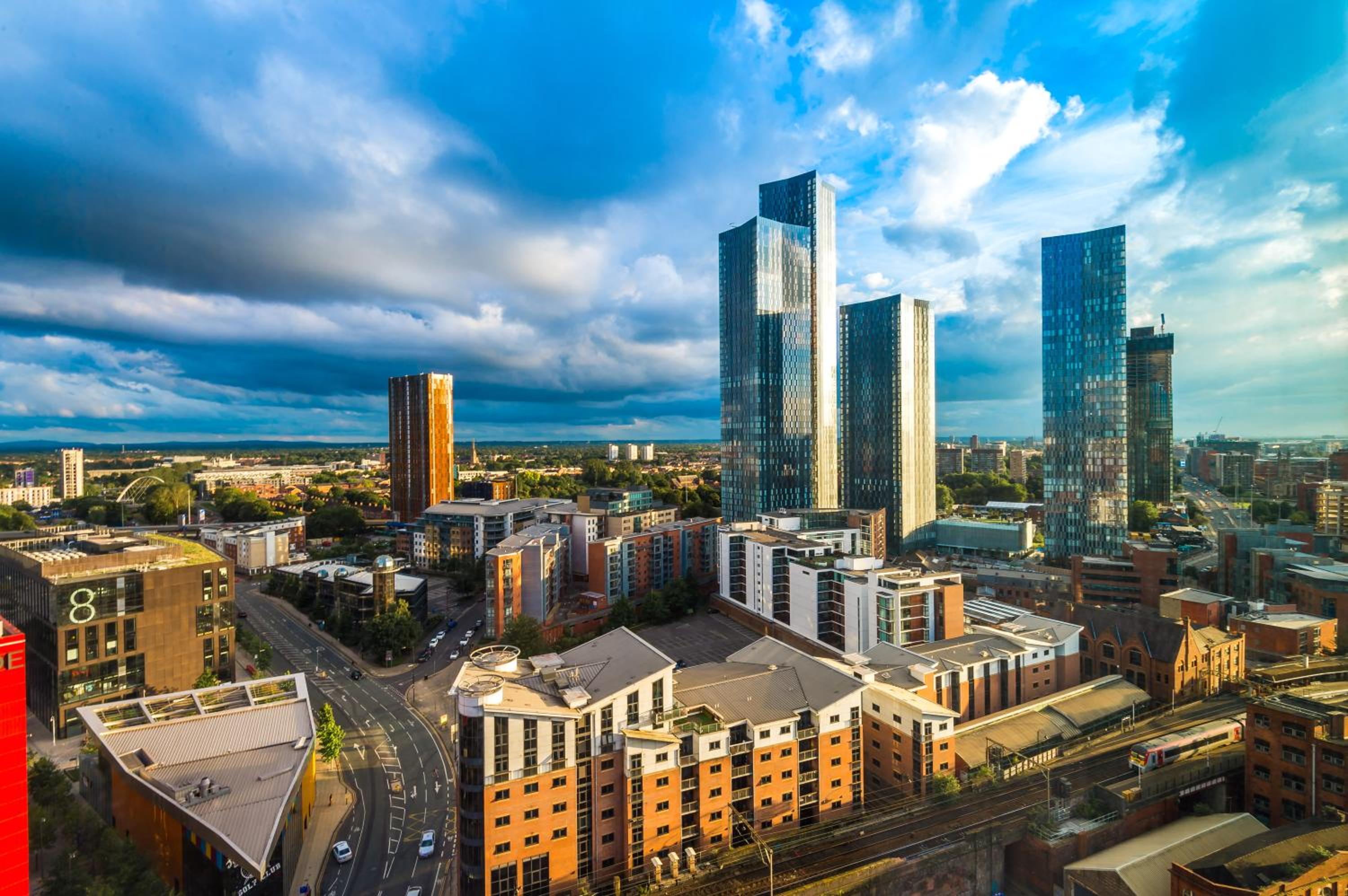 Hilltop Serviced Apartments - Deansgate view 3