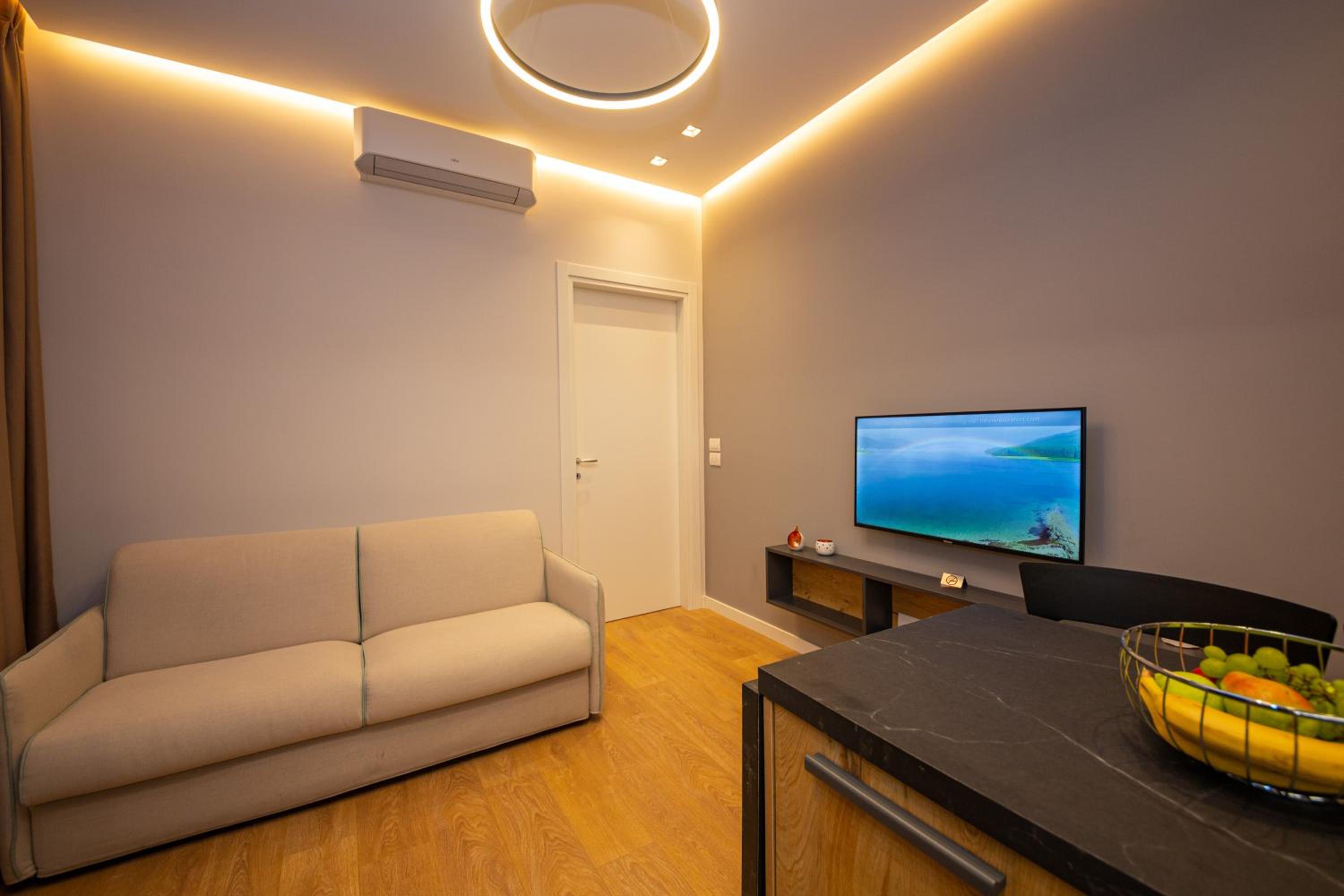 Central Chic Apartments
