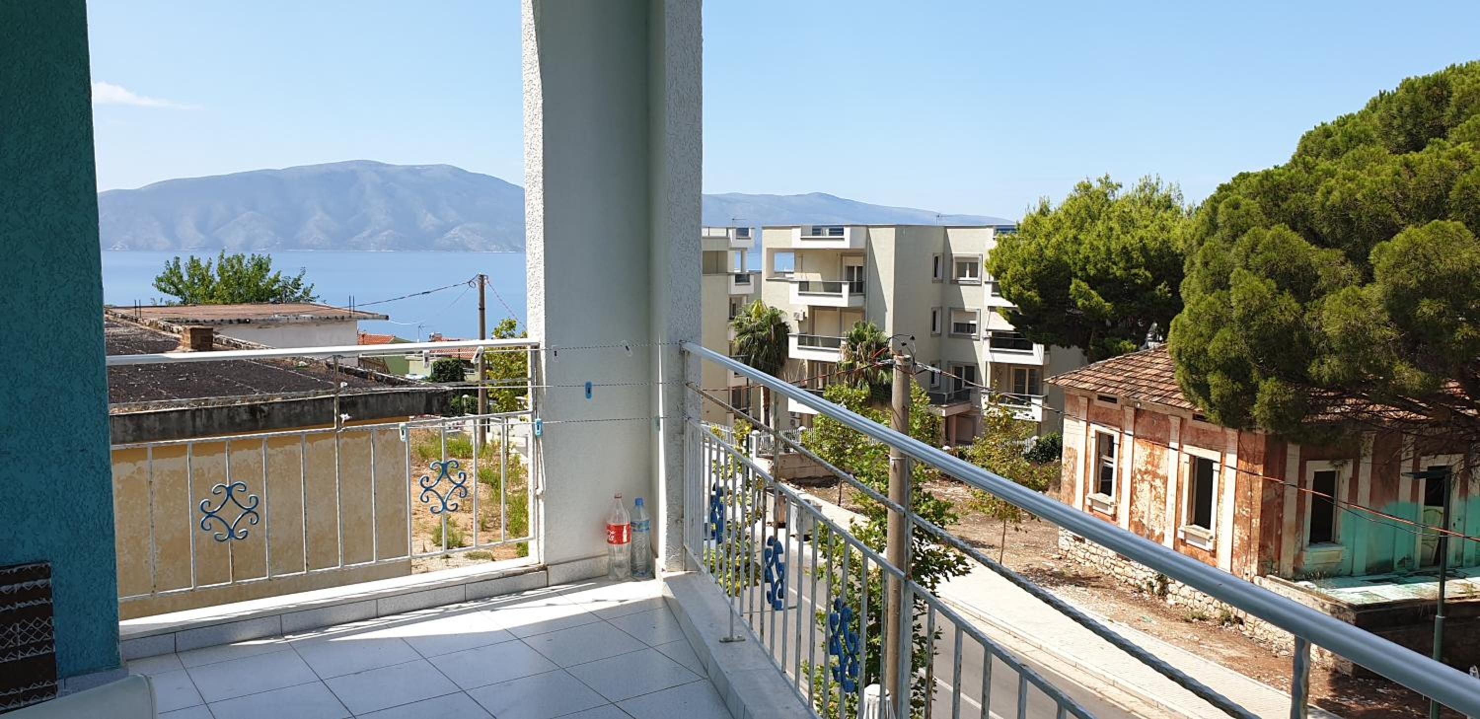 Redsun Apartment