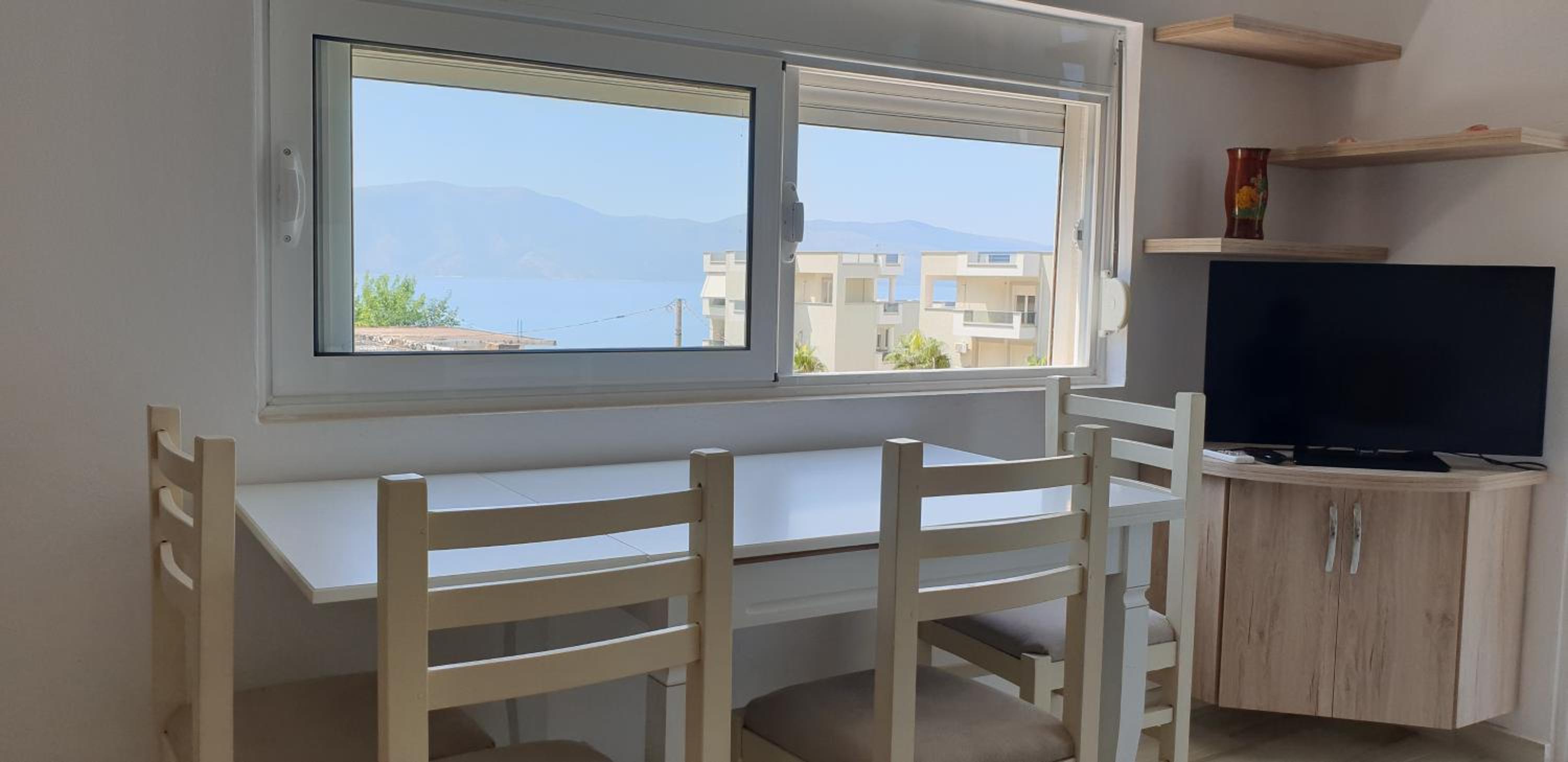 Redsun Apartment