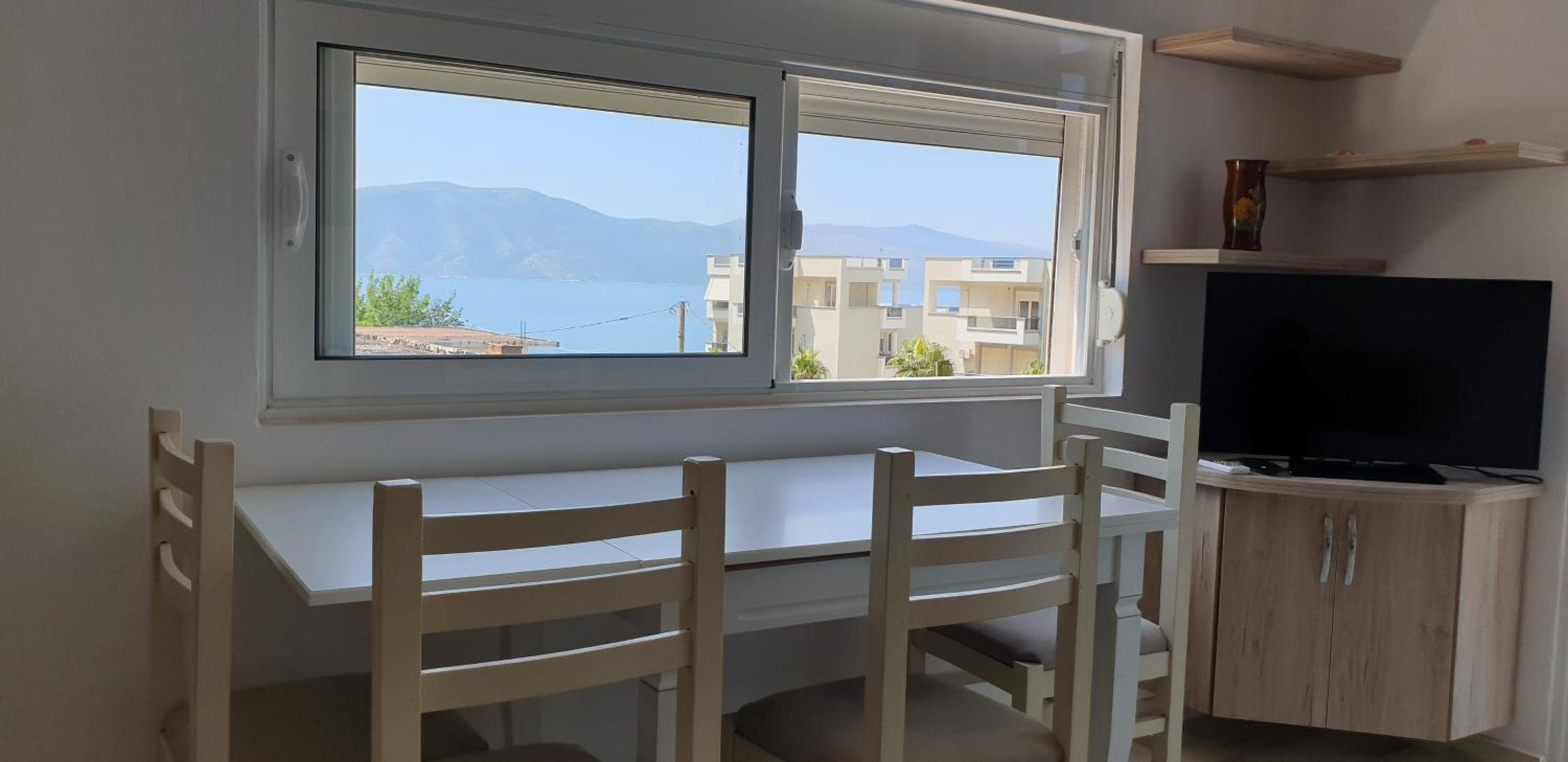 Redsun Apartment