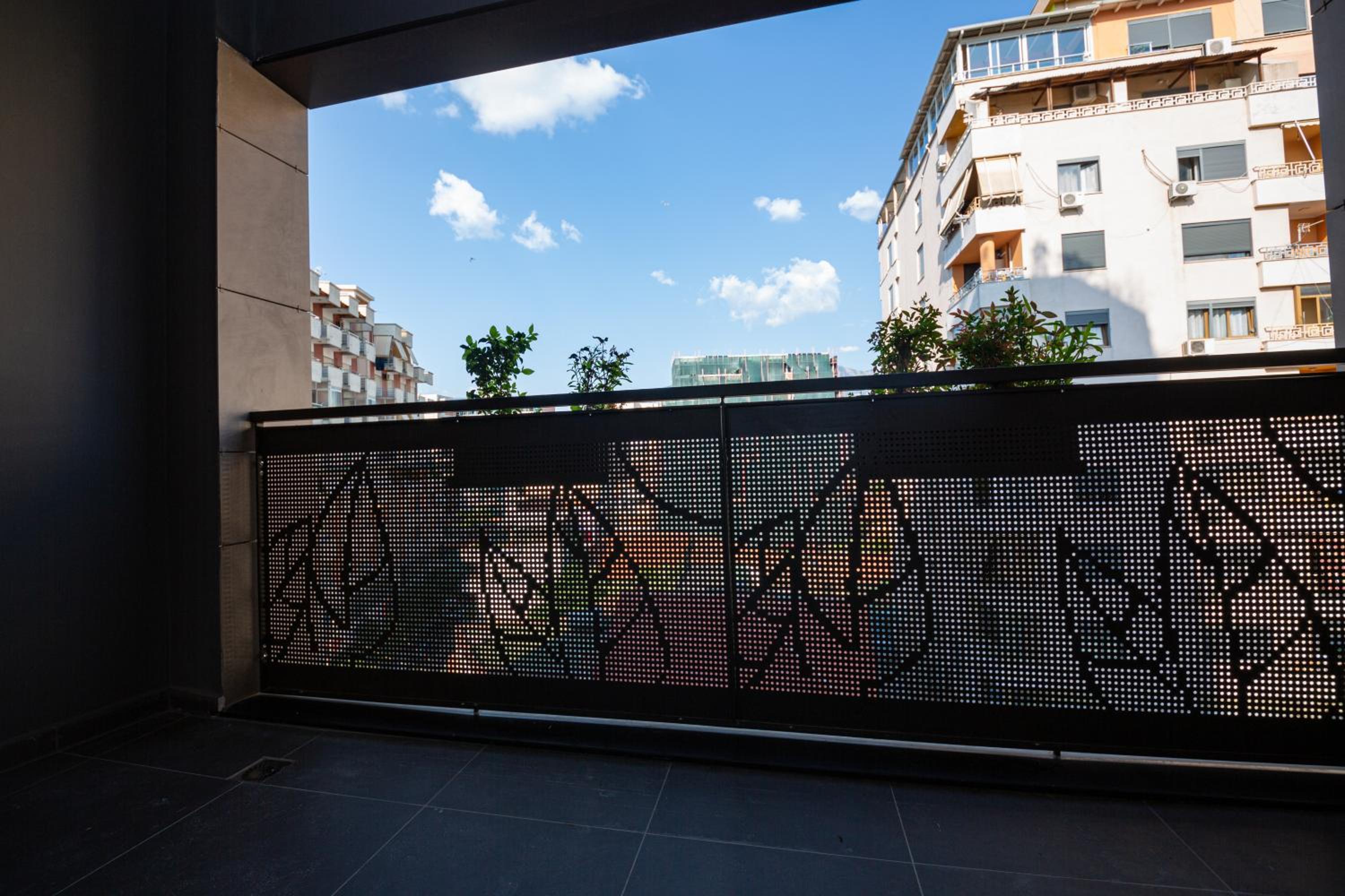 Central Chic Apartments