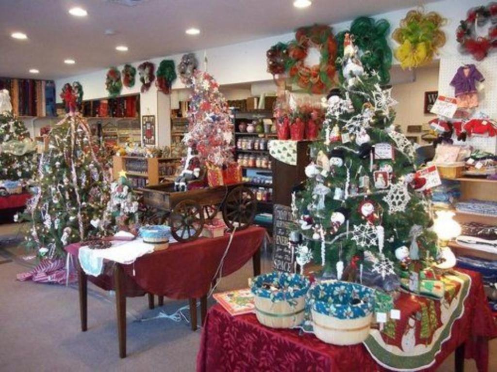 Tin Brook Bed Breakfast - Property Image 4