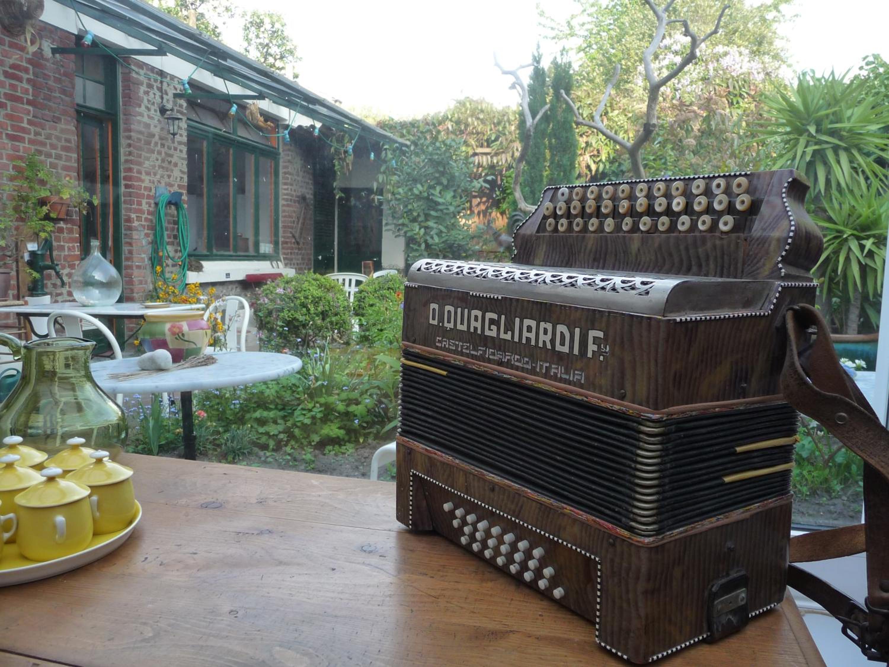 Au Troubadour