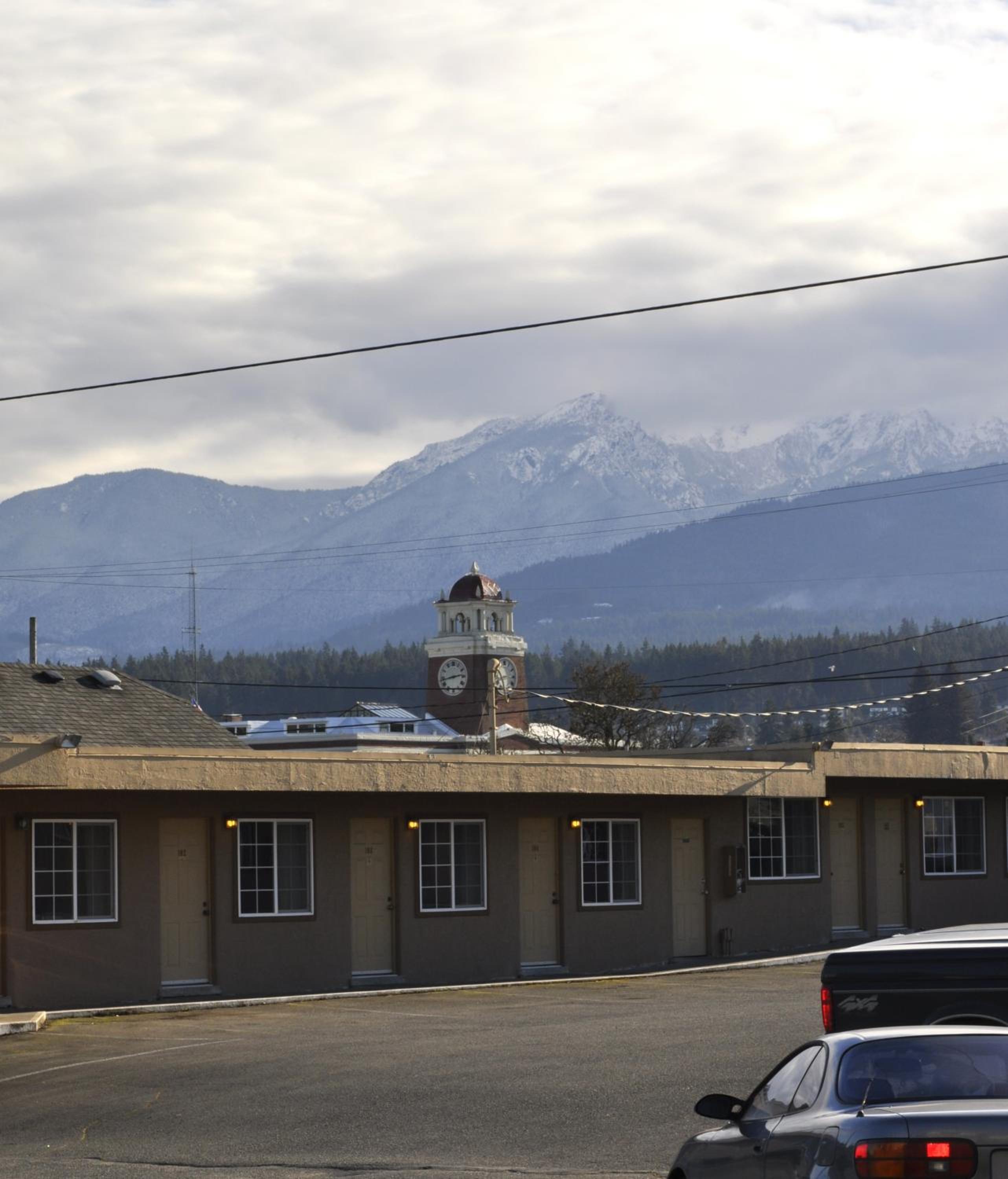 Uptown Inn