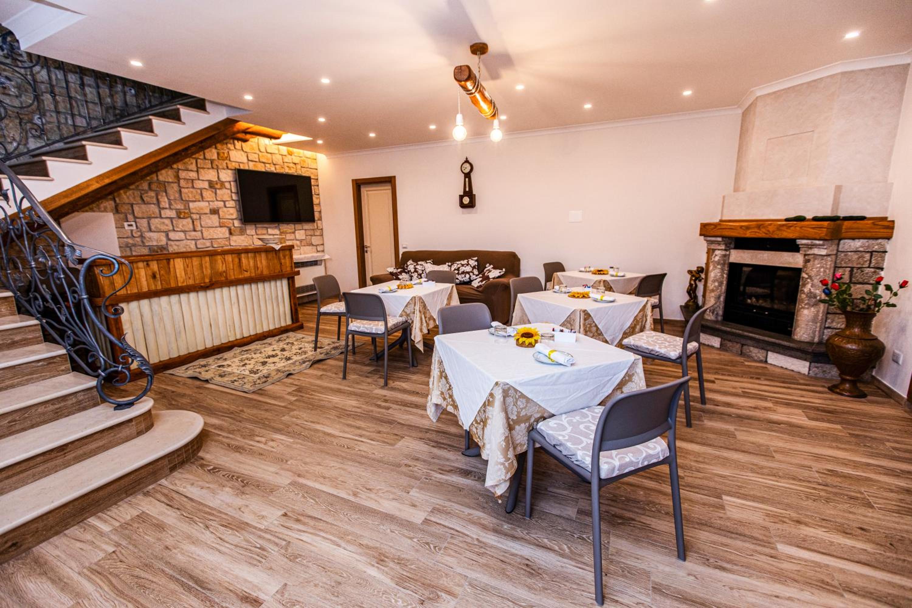 Al Chiaro di Luna photo 5